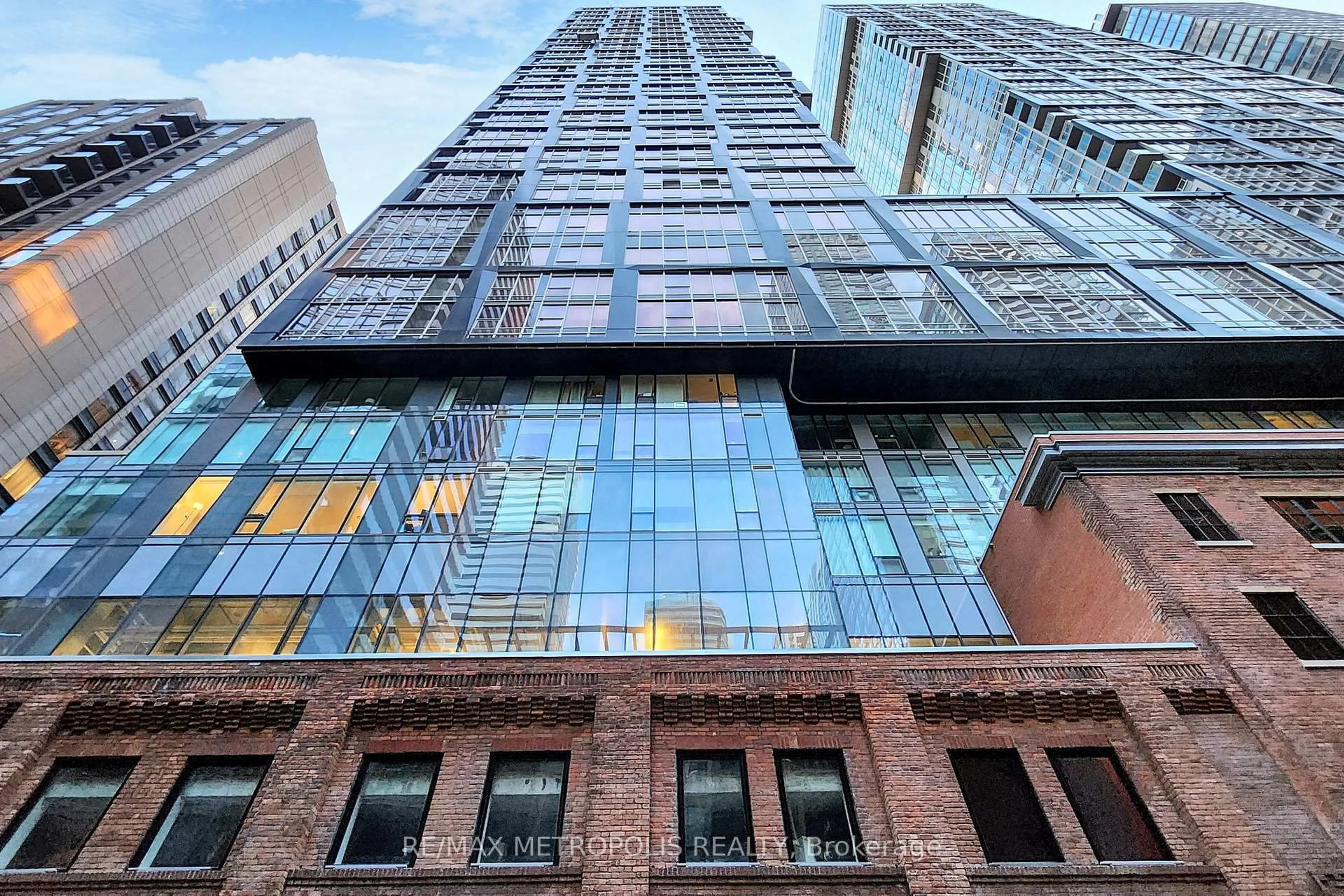 Unknown for 15 Mercer St #1803, Toronto Ontario M5V 1H2