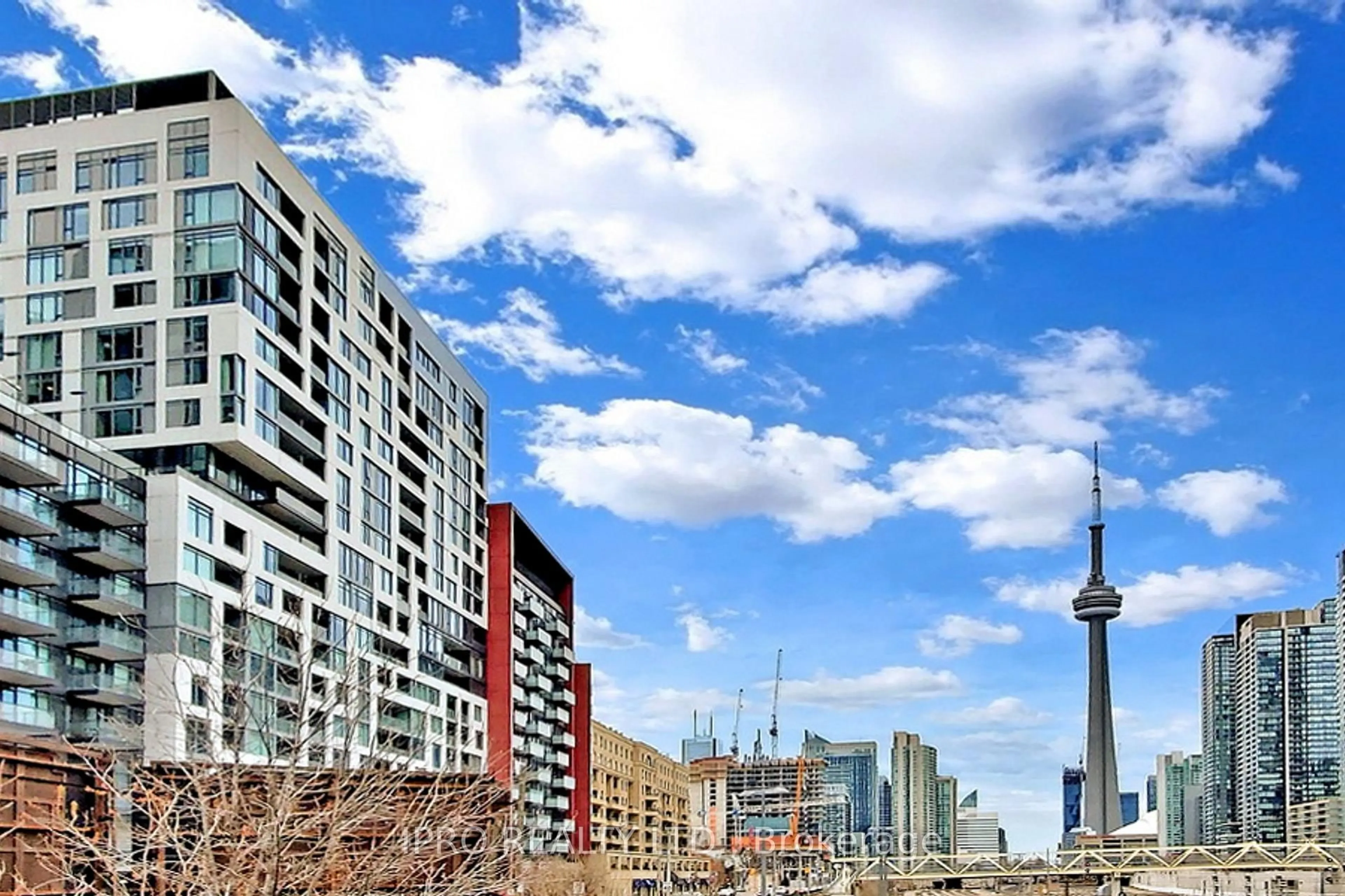 Unknown for 27 Bathurst St #703W, Toronto Ontario M5V 2P1