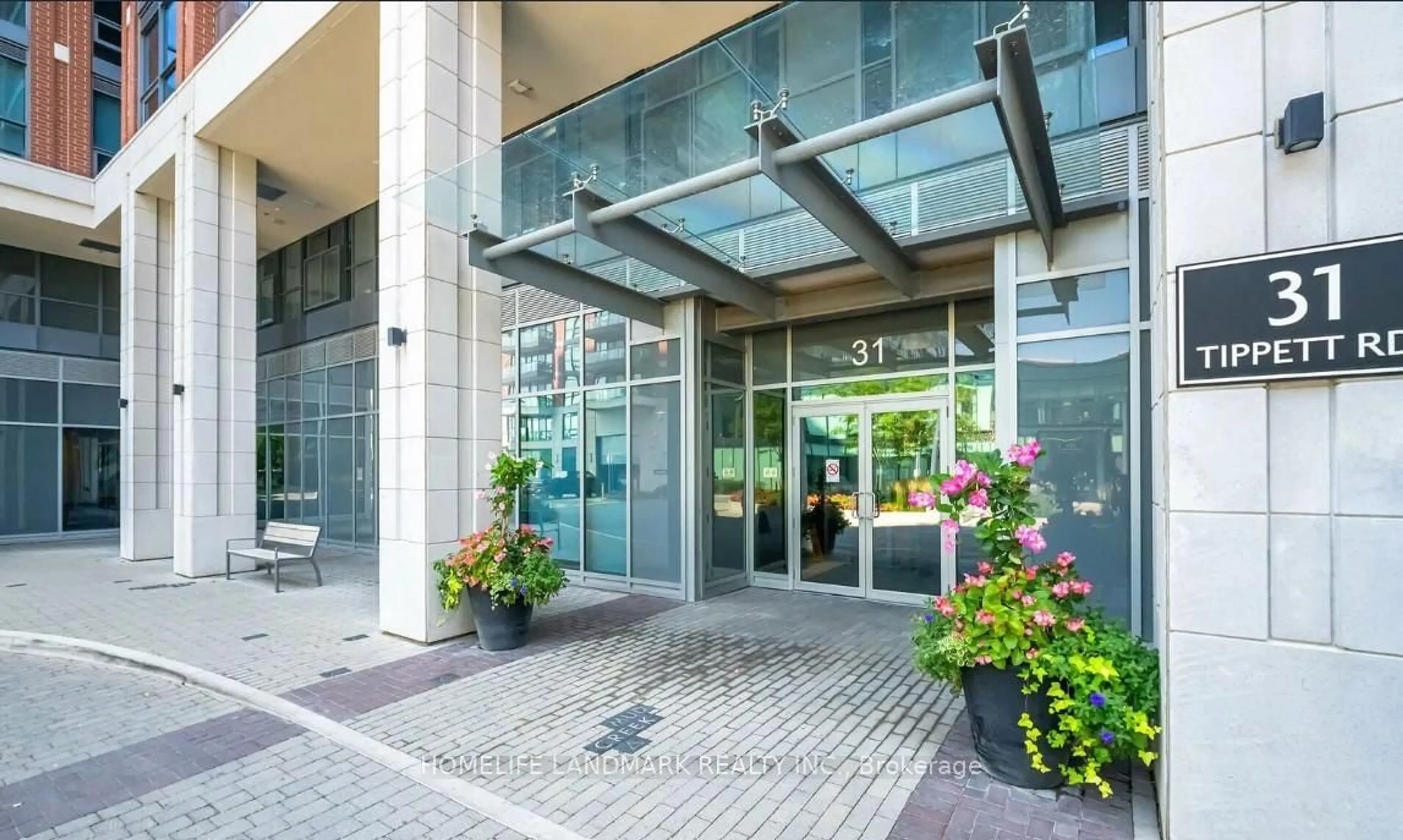 Unknown for 31 Tippett Rd #1505, Toronto Ontario M3H 0C8