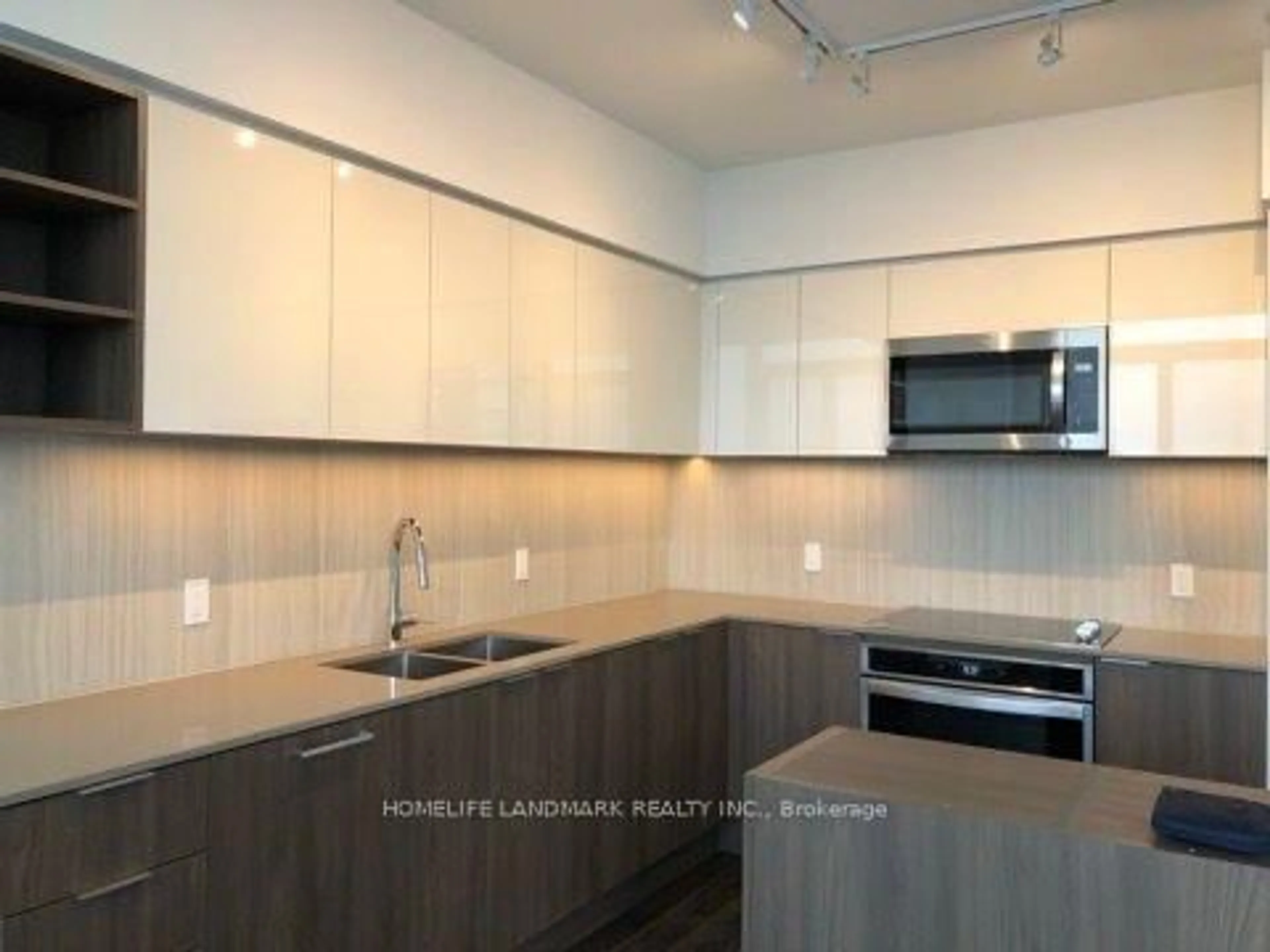 Standard kitchen, unknown for 31 Tippett Rd #1505, Toronto Ontario M3H 0C8