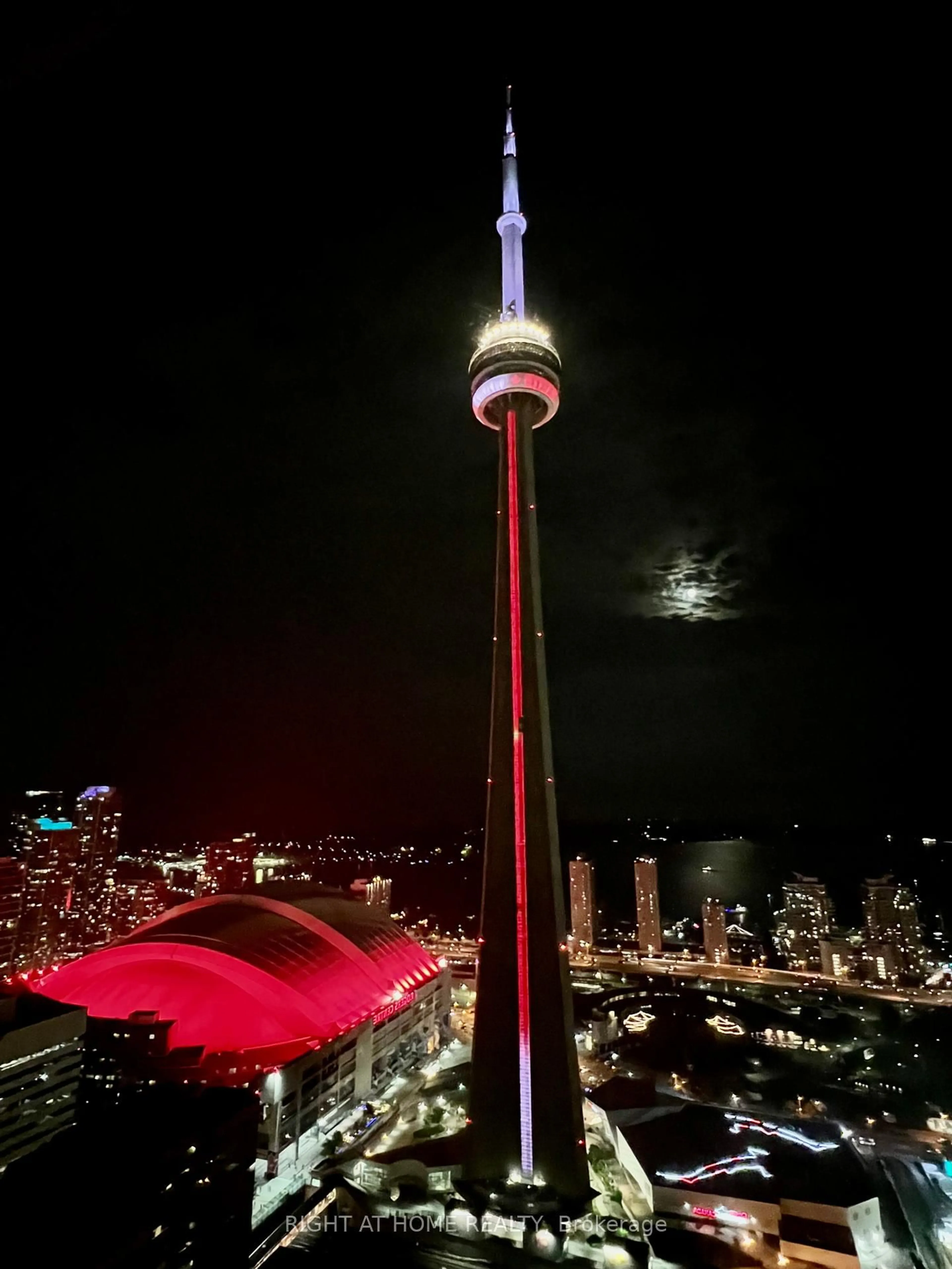 A pic from outside/outdoor area/front of a property/back of a property/a pic from drone, city buildings view from balcony for 183 Wellington St #3905, Toronto Ontario M5V 0A1