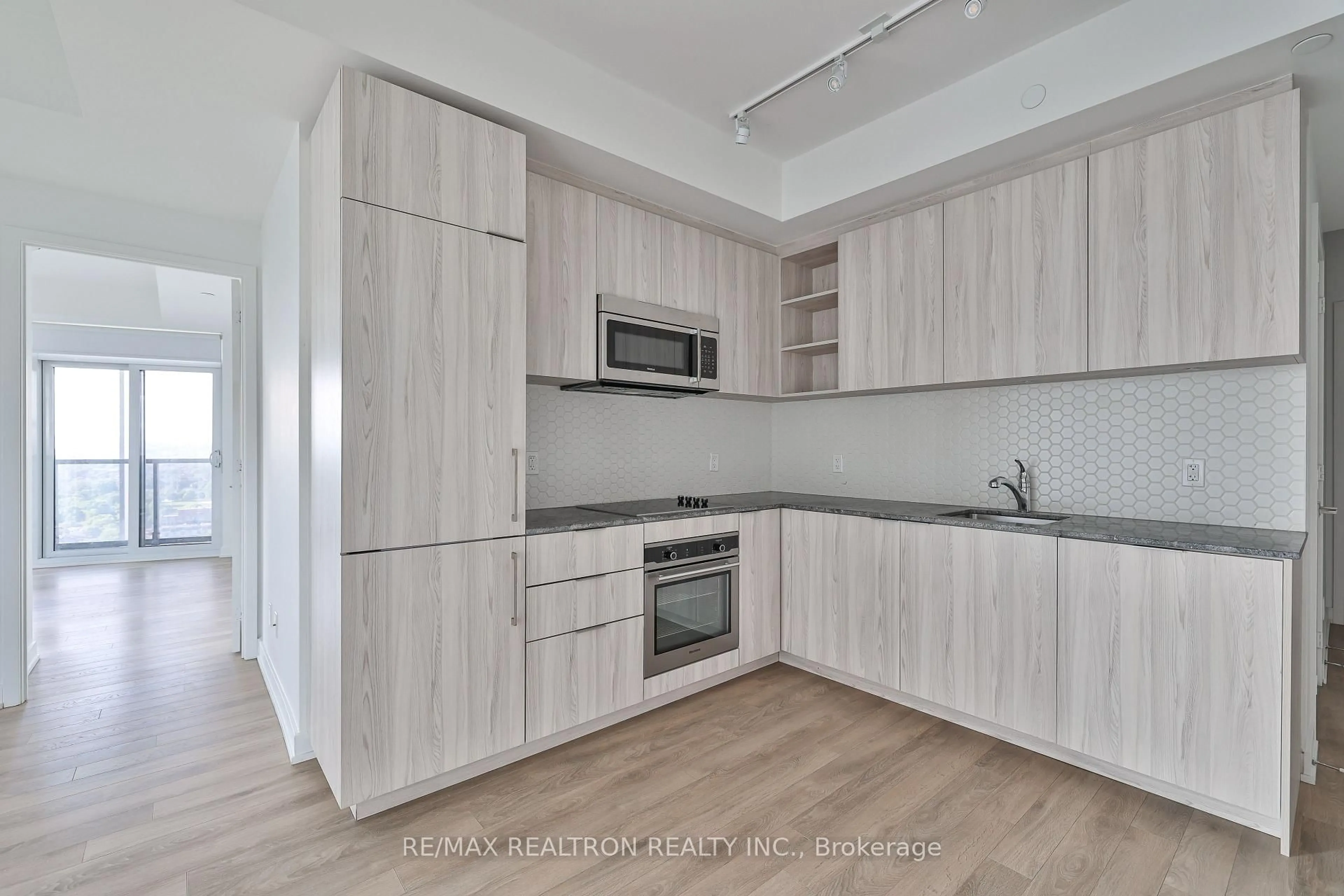 Standard kitchen, wood/laminate floor for 50 Ordnance St #2505, Toronto Ontario M6K 1A2