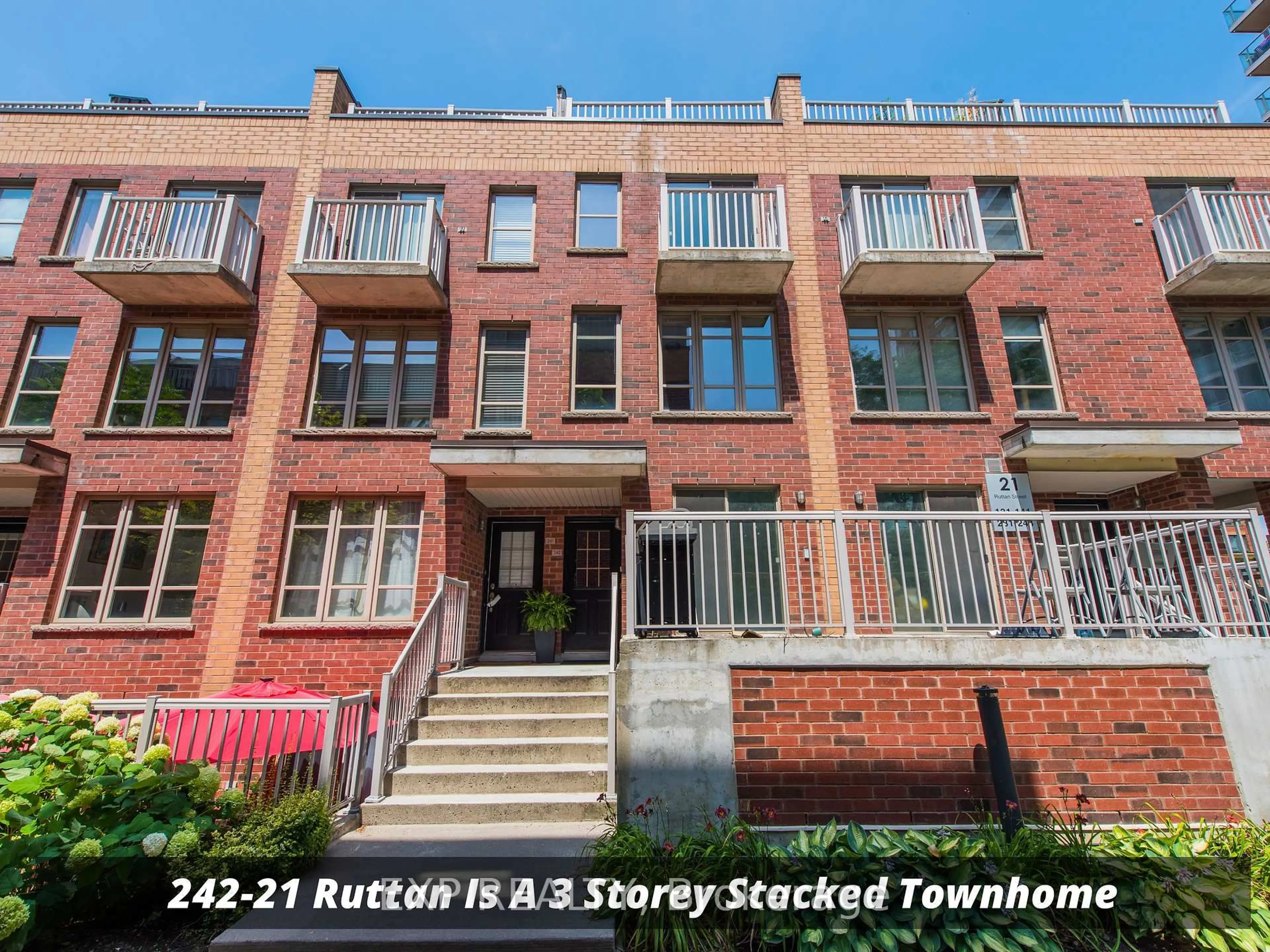 Unknown for 21 Ruttan St #242, Toronto Ontario M6P 0A1