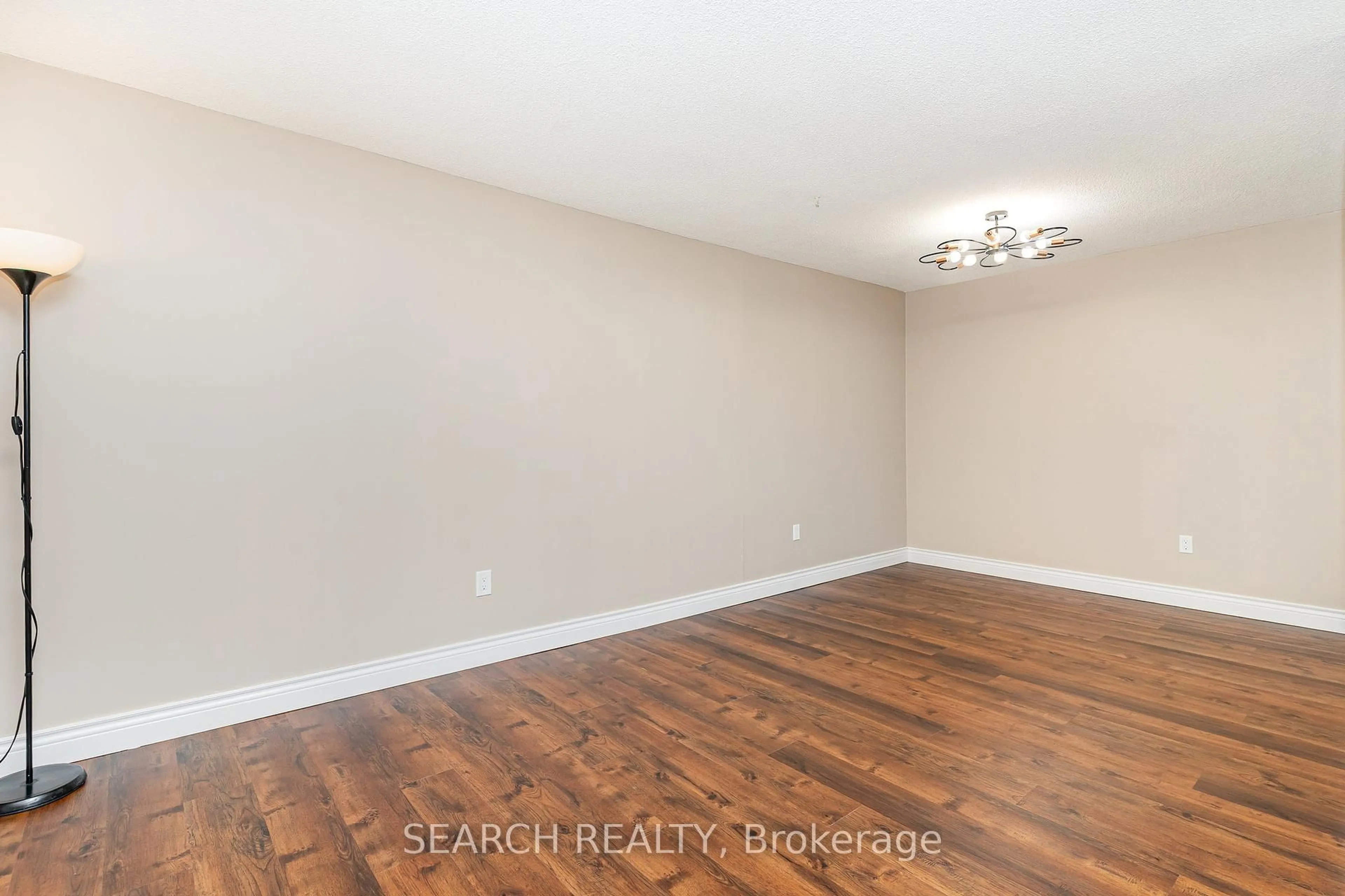 A pic of a room for 100 Antibes Dr #2408, Toronto Ontario M2R 3N1