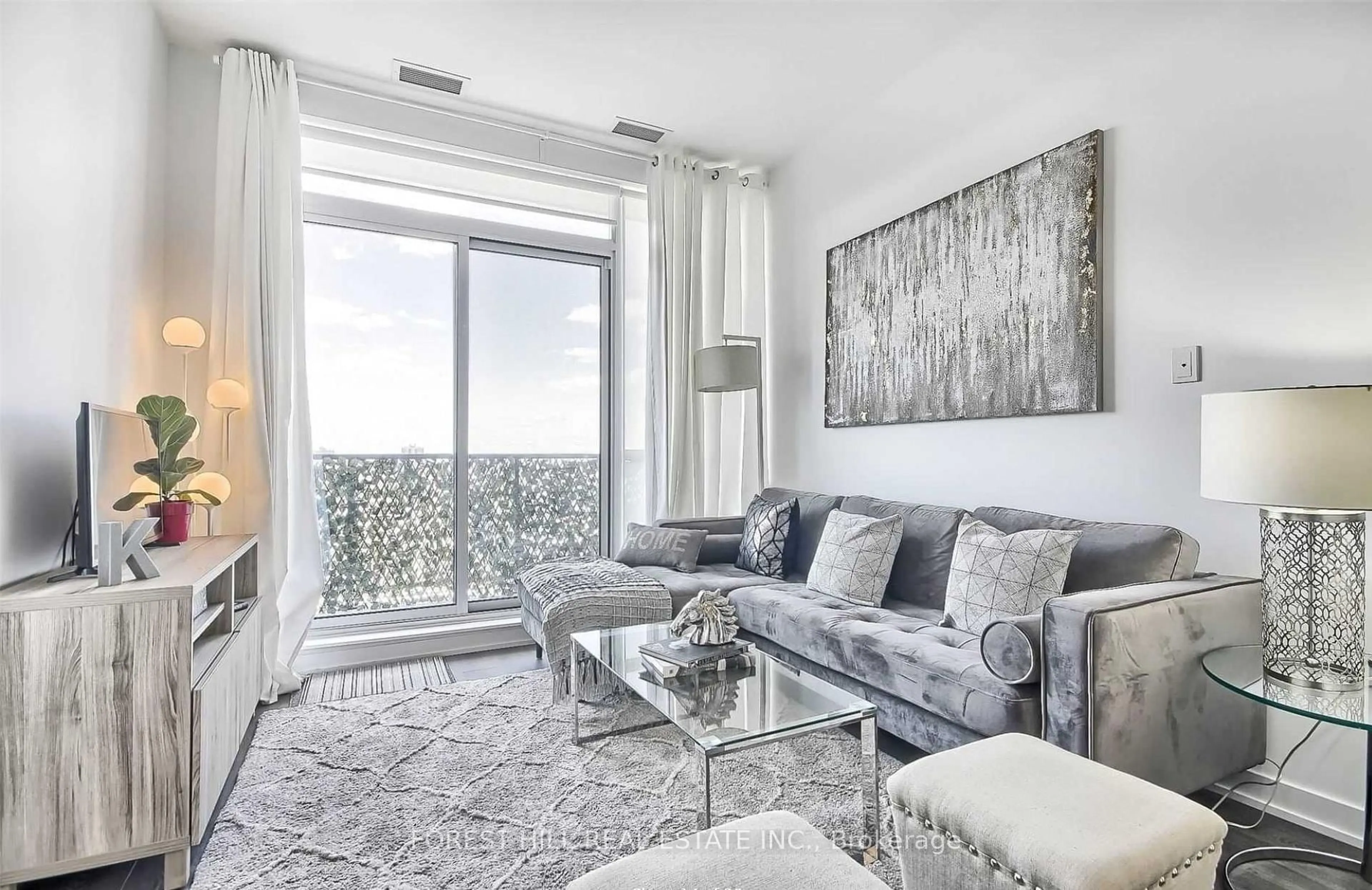 Living room with furniture, unknown for 609 Avenue Rd #1508, Toronto Ontario M4V 0B1