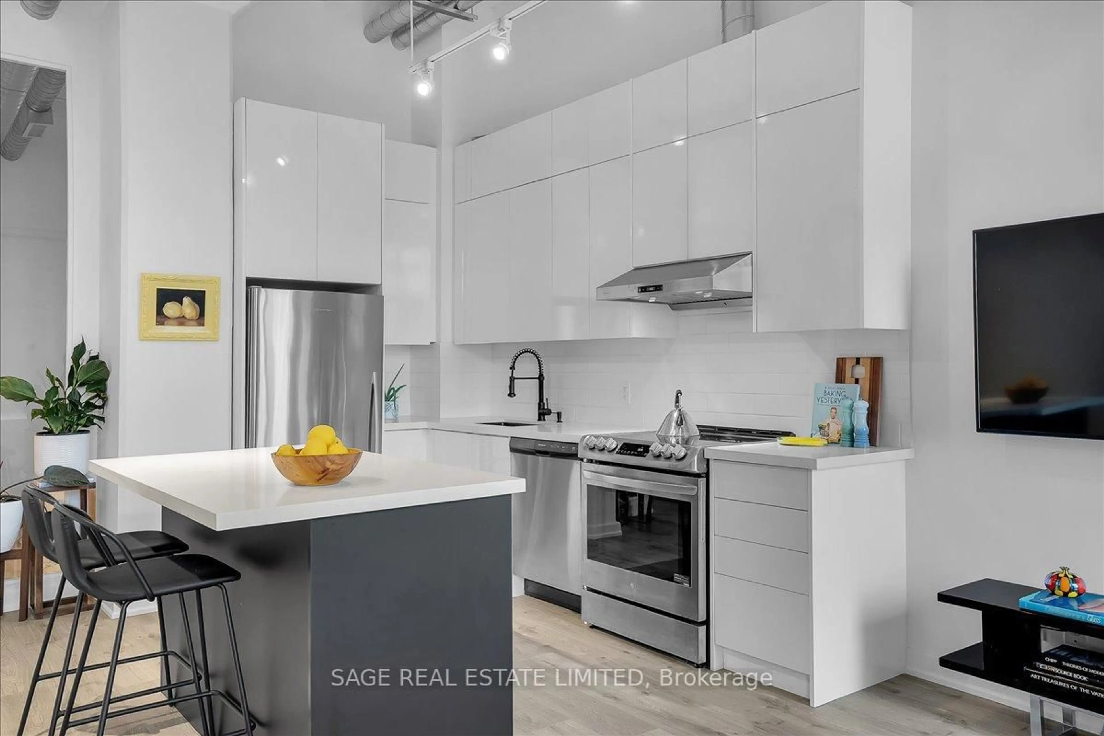 Contemporary kitchen, ceramic/tile floor for 380 Macpherson Ave #317, Toronto Ontario M4V 3E3