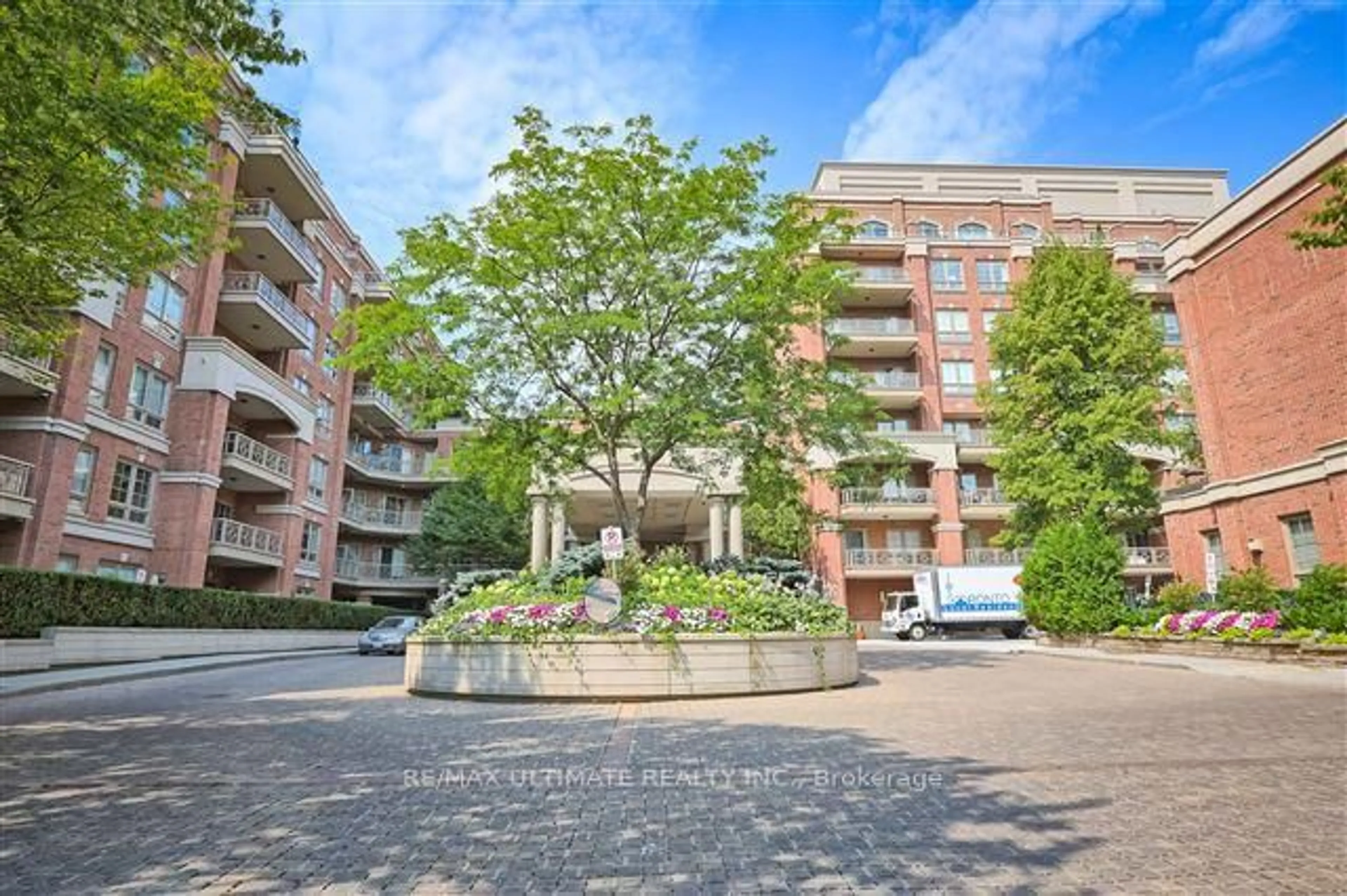Unknown for 20 Burkebrook Pl #518, Toronto Ontario M4G 0A1