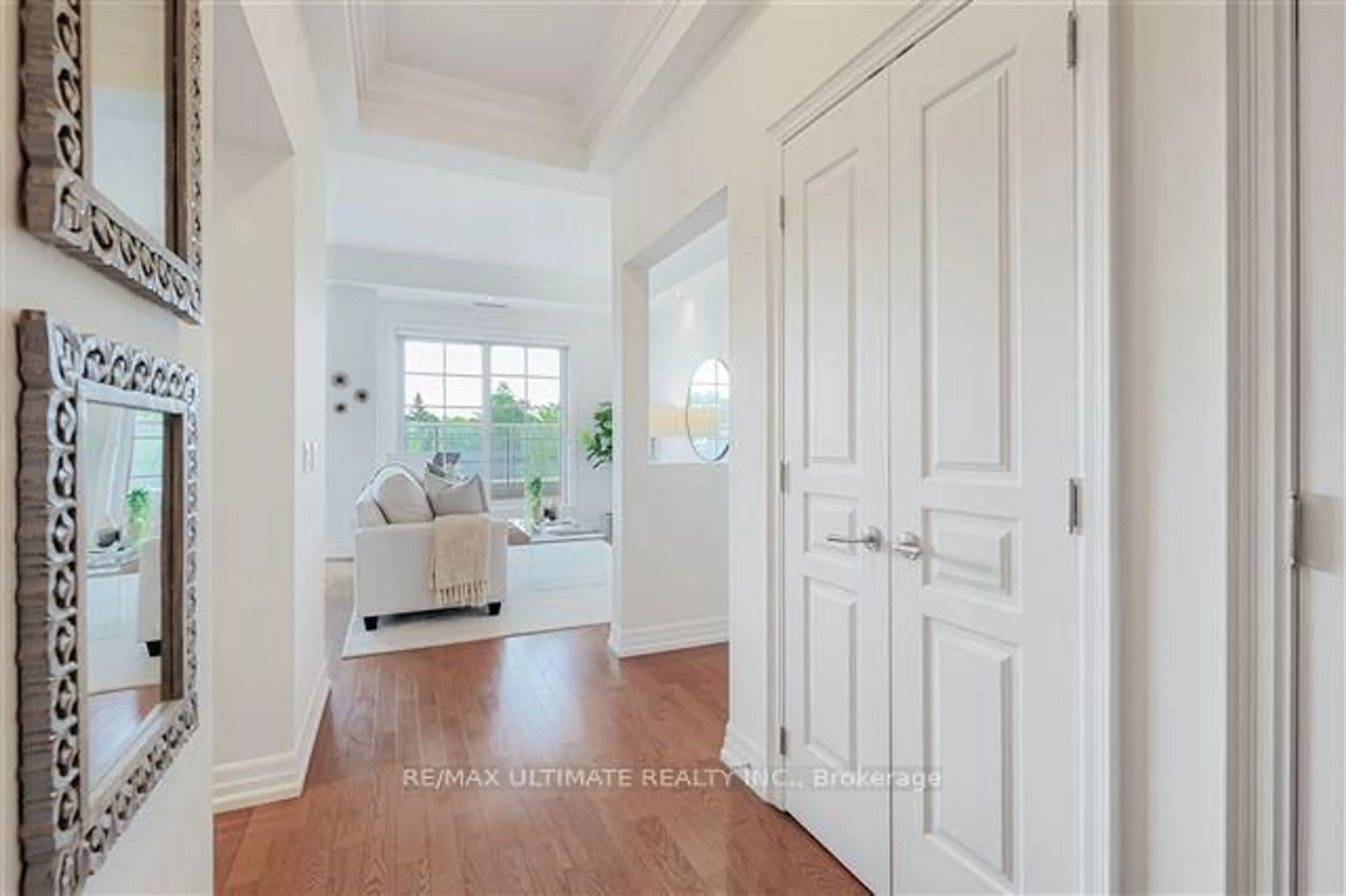 Indoor entryway for 20 Burkebrook Pl #518, Toronto Ontario M4G 0A1