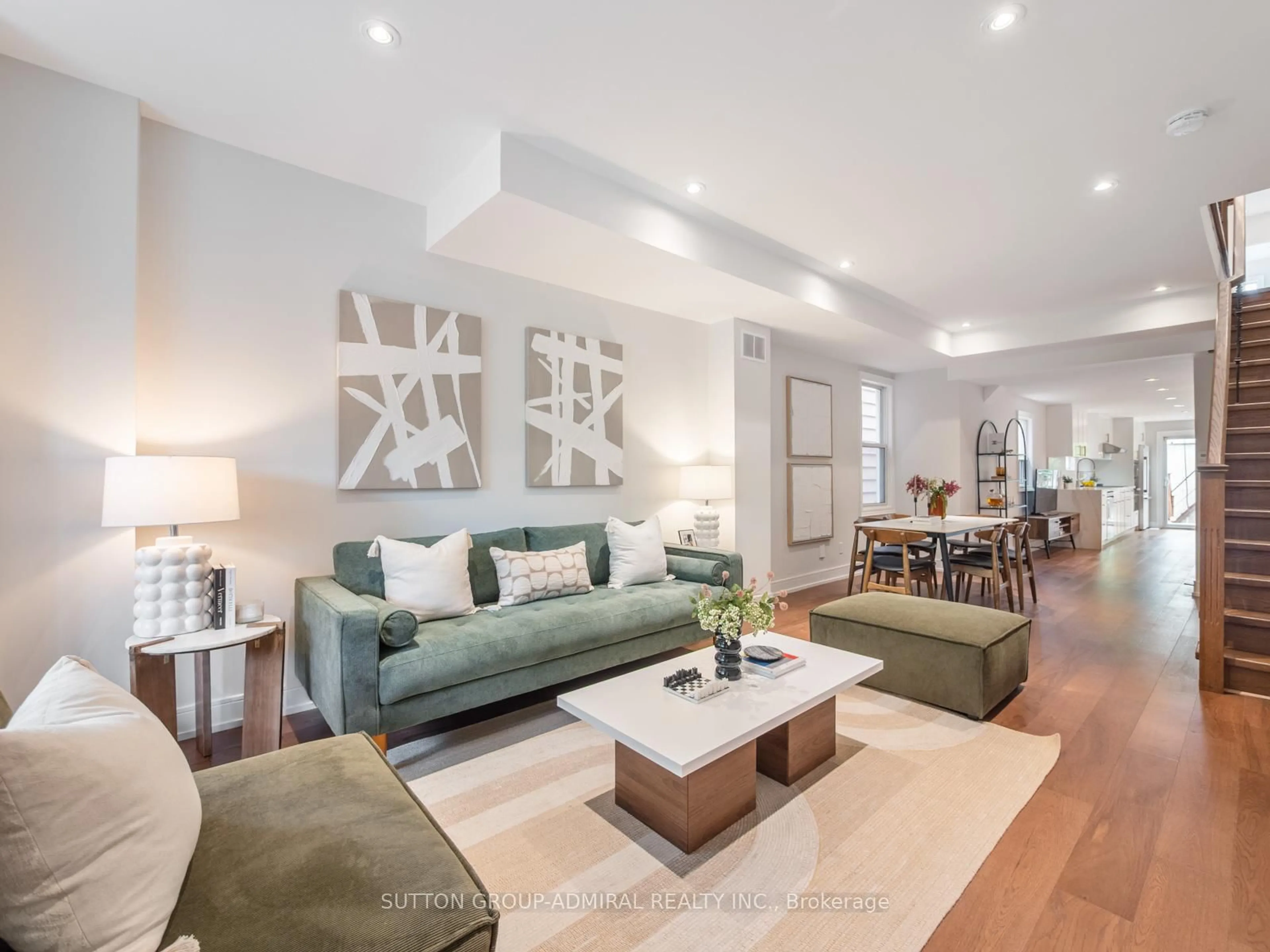 Living room with furniture, unknown for 398 Crawford St, Toronto Ontario M6J 2V9