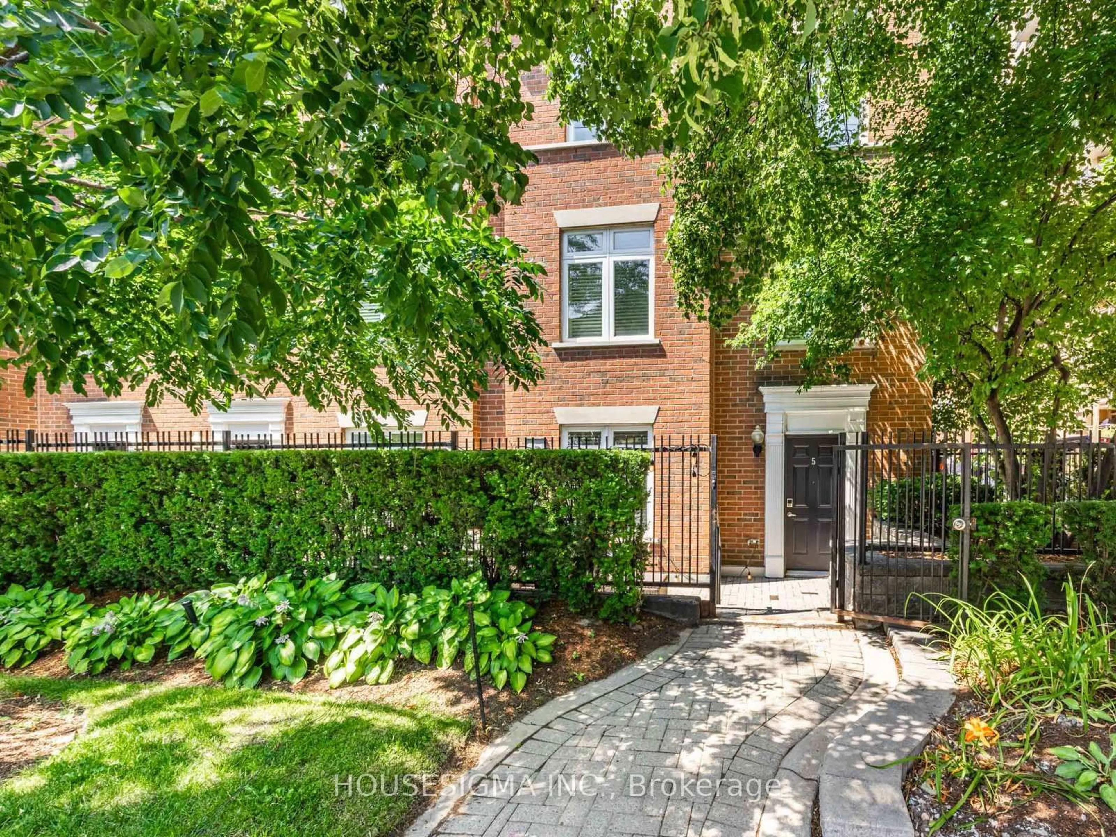 Unknown for 106 Redpath Ave #5, Toronto Ontario M4S 2J7