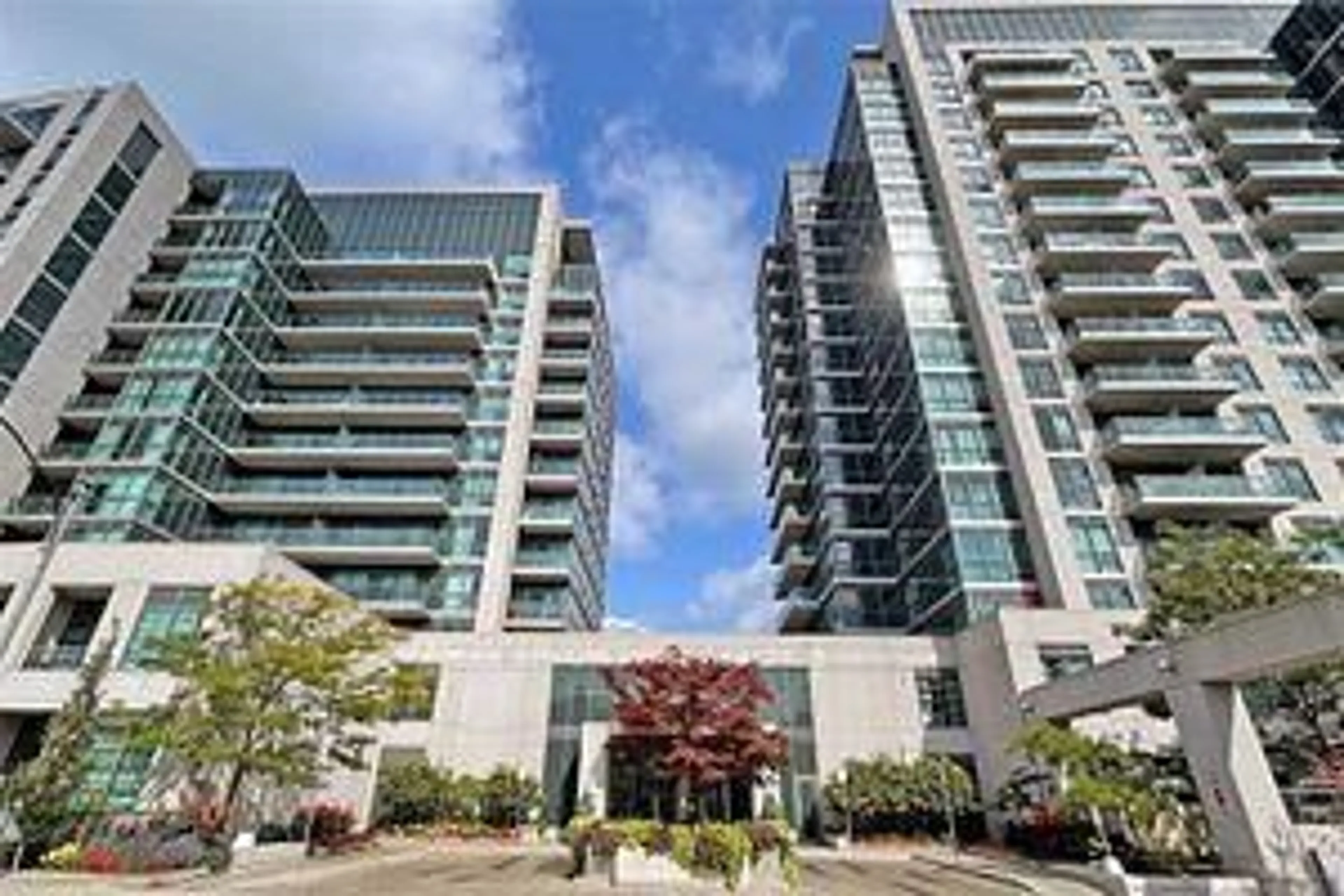 Unknown for 35 Brian Peck Cres #Ph09, Toronto Ontario M4G 0A5