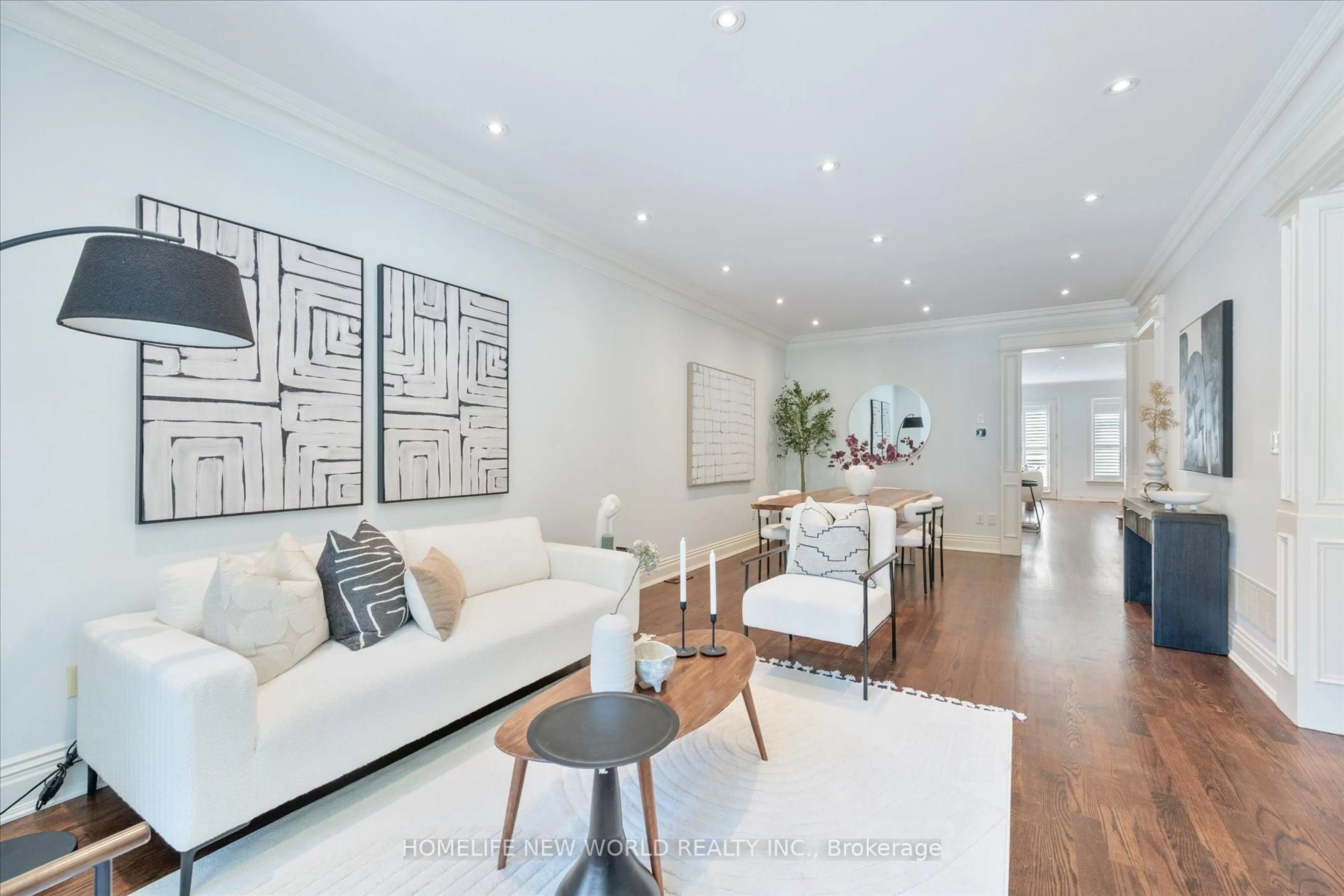 Living room with furniture, unknown for 51 Franklin Ave, Toronto Ontario M2N 1B8
