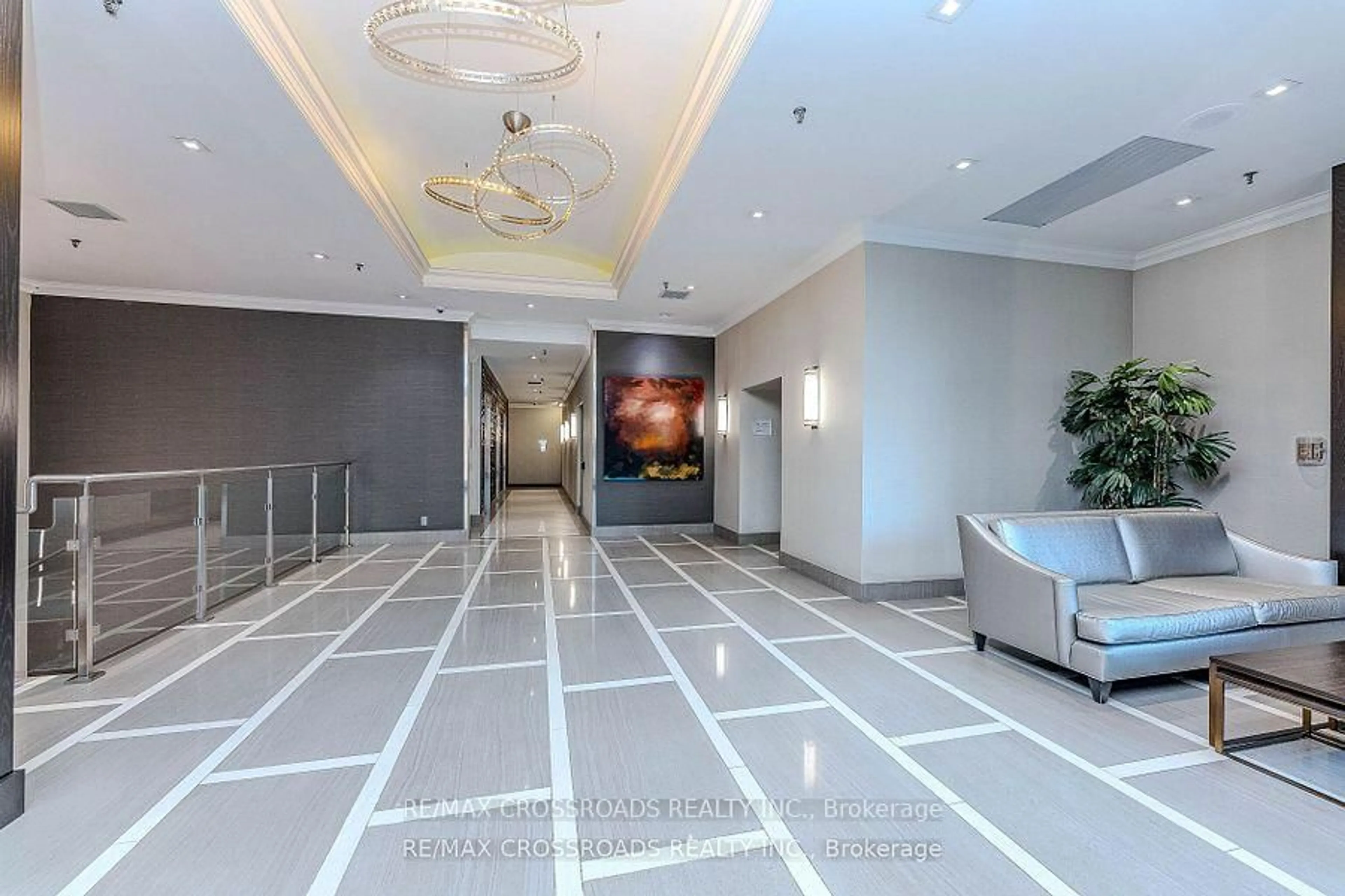 Indoor foyer for 205 Wynford Dr #2004, Toronto Ontario M3C 3P4