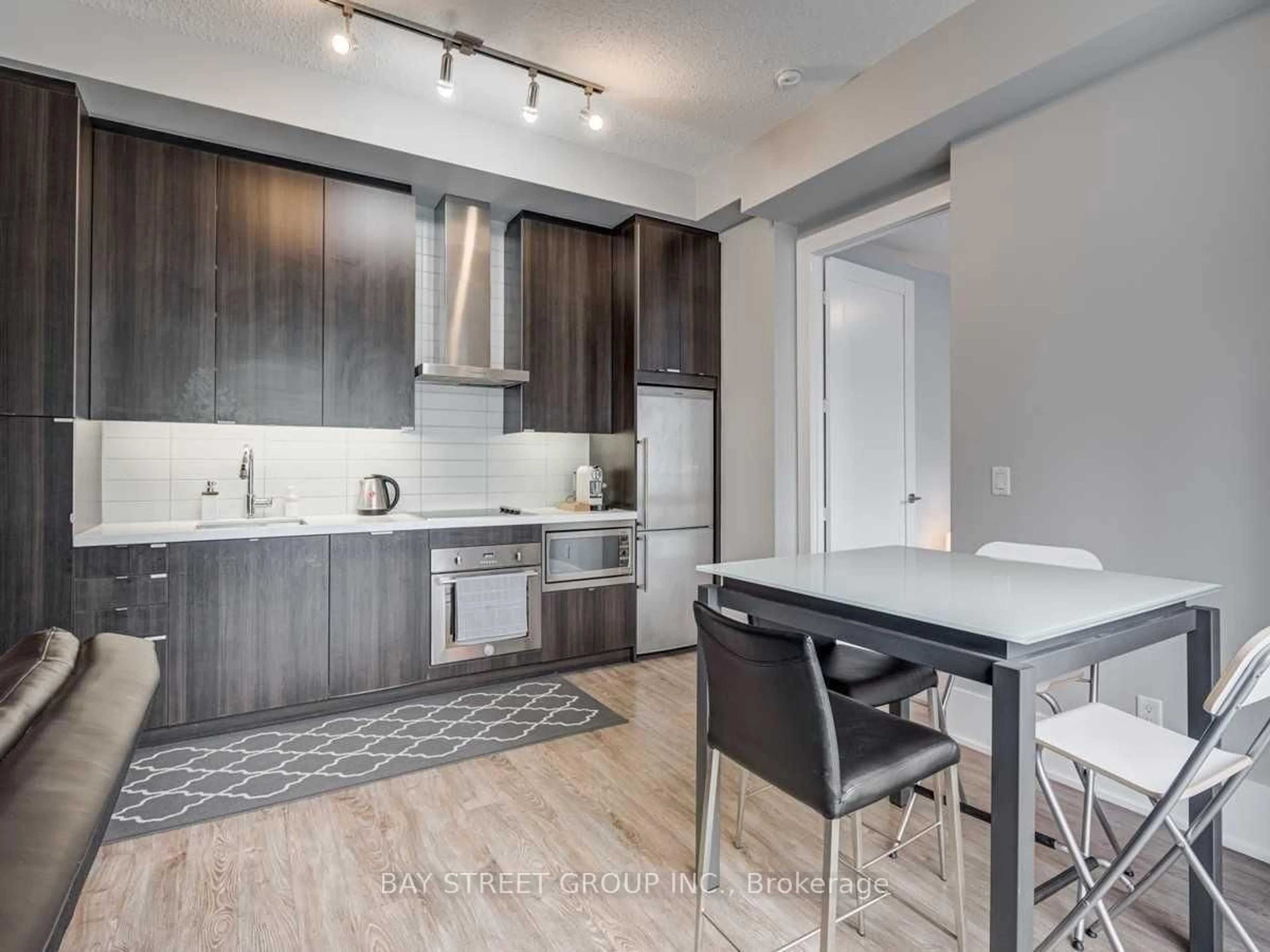 Open concept kitchen, unknown for 20 John St #1117, Toronto Ontario M5V 0G5
