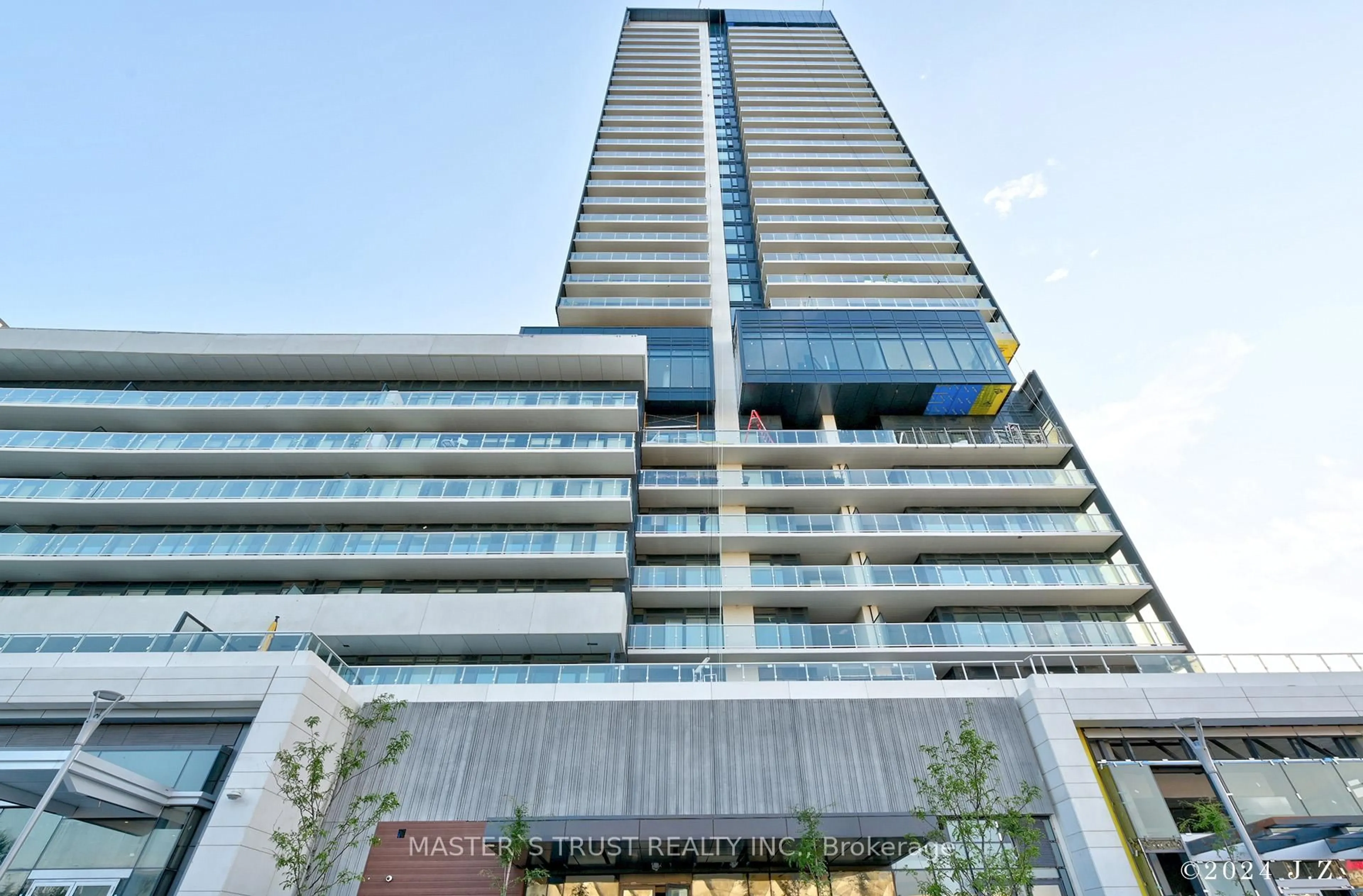 Indoor foyer for 50 O'Neill Rd #503, Toronto Ontario M3C 0R1