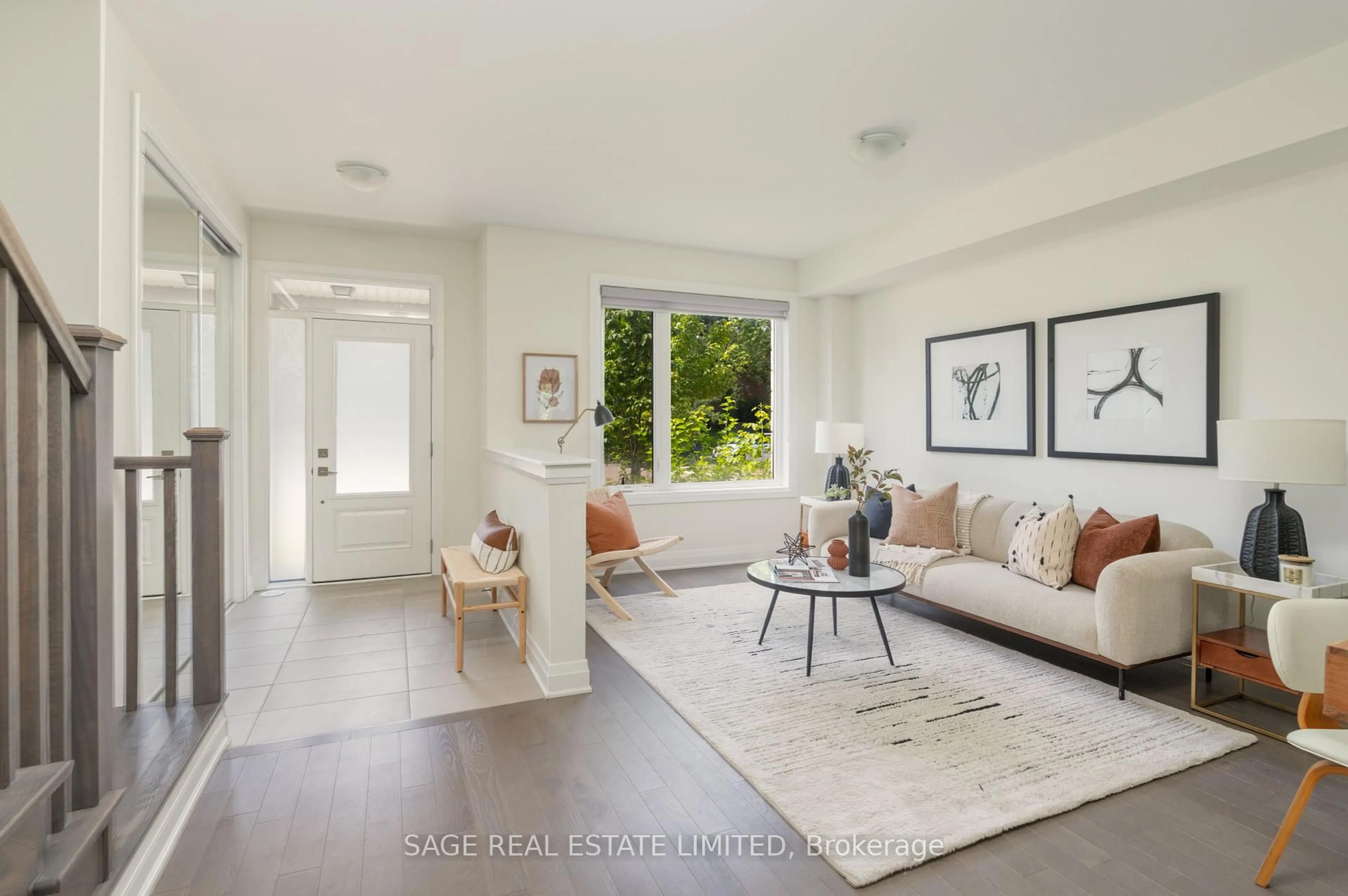 Living room with furniture, unknown for 211 The Donway, Toronto Ontario M3B 2Y8