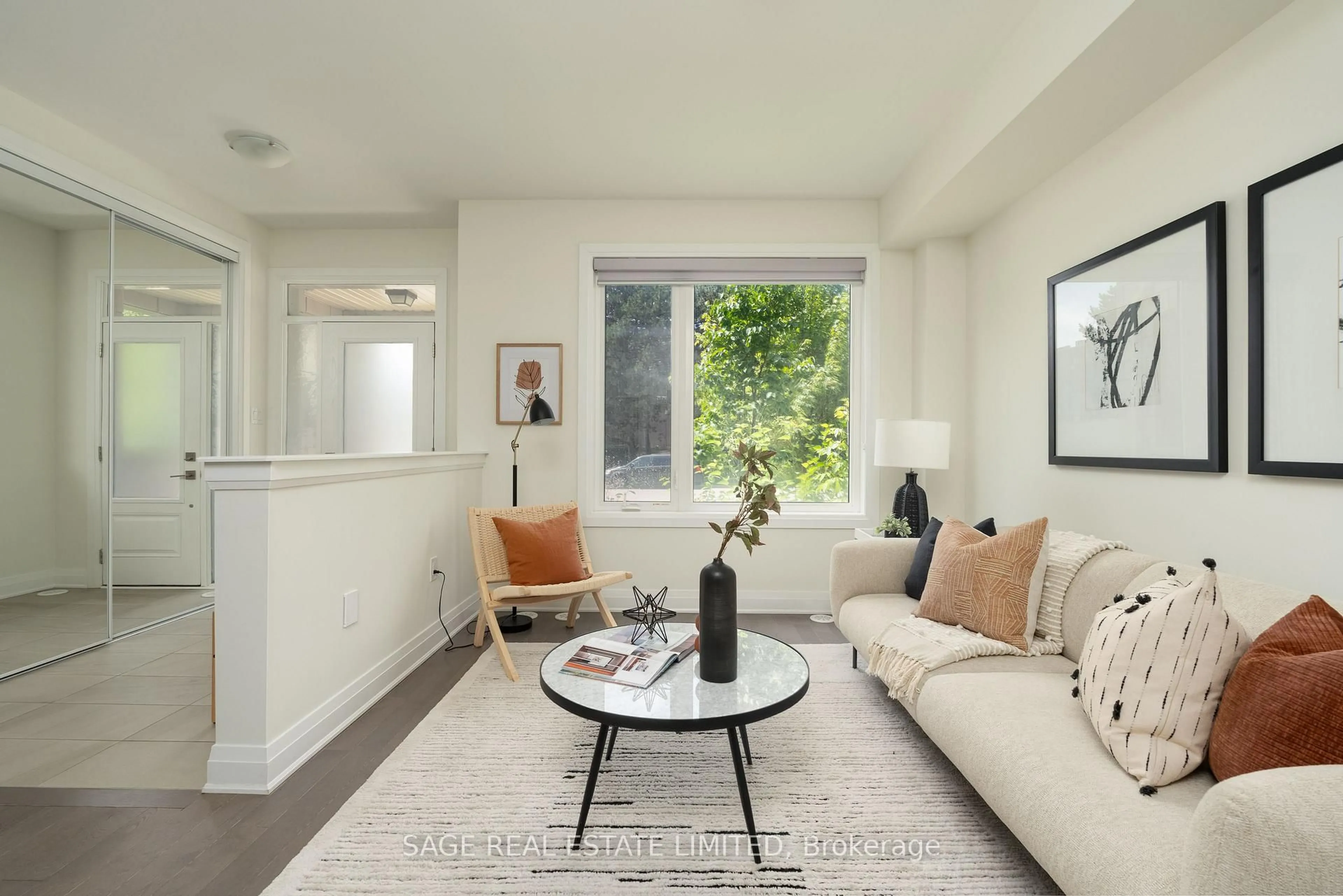 Living room with furniture, unknown for 211 The Donway, Toronto Ontario M3B 2Y8