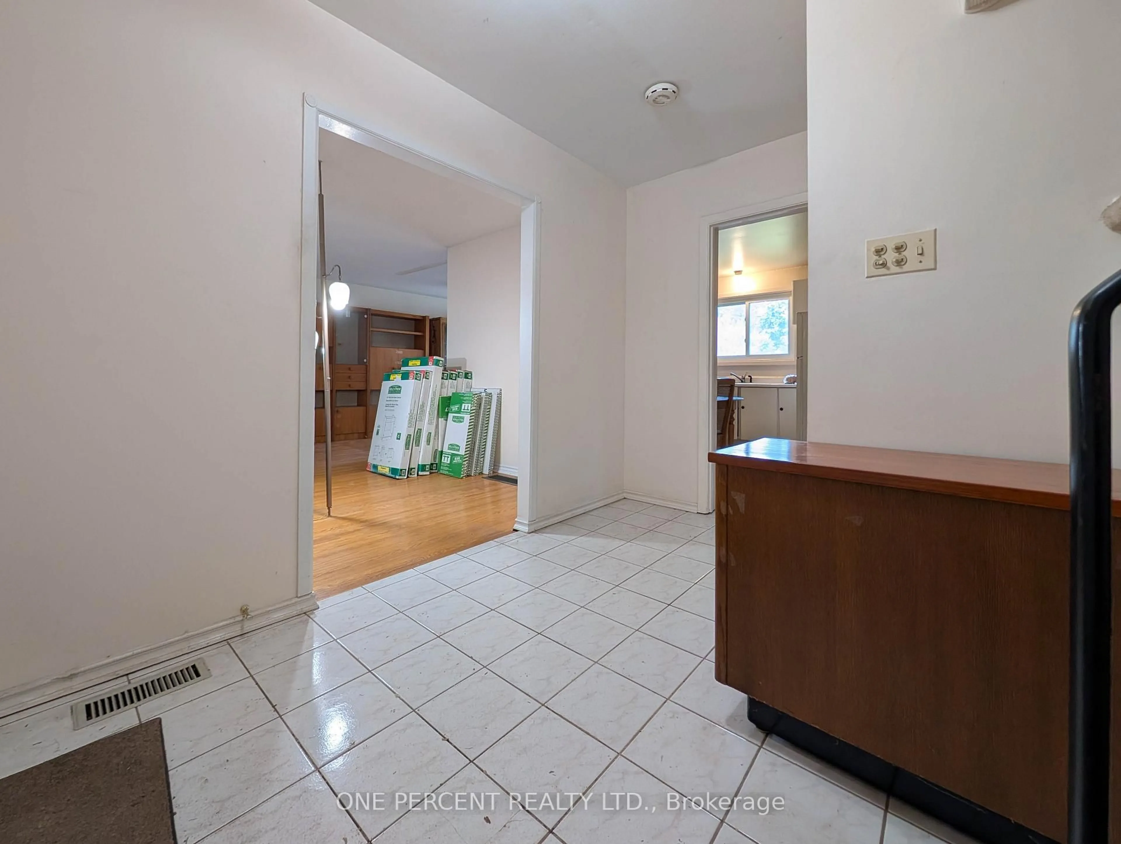 Unknown for 22 Gleneagle Cres, Toronto Ontario M2J 3H3