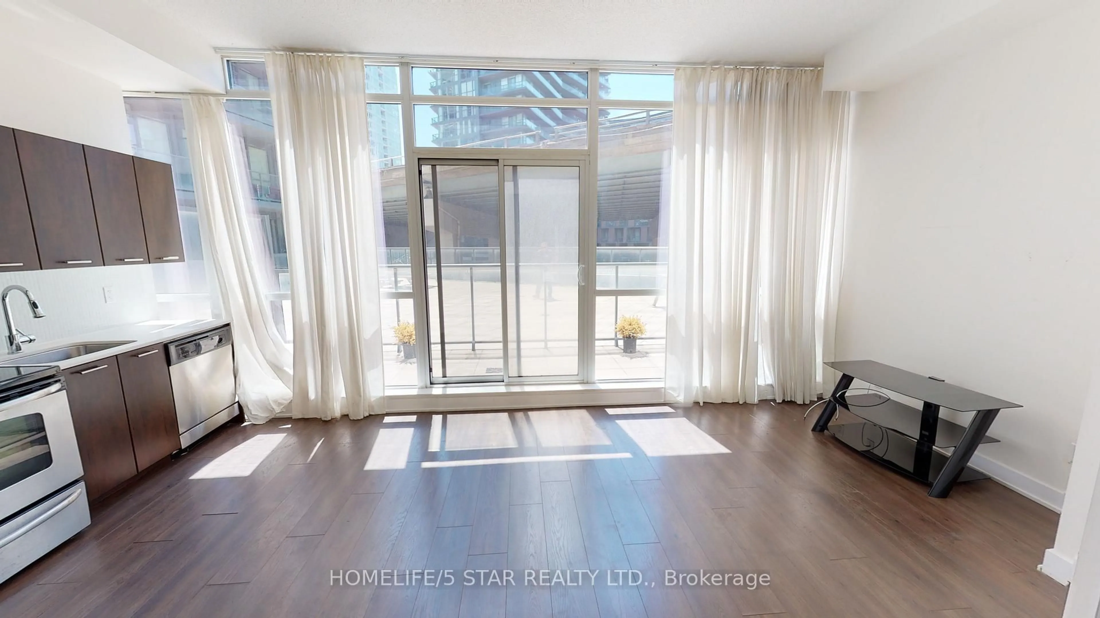 Unknown for 169 FORT YORK Blvd #218, Toronto Ontario M5V 0C8