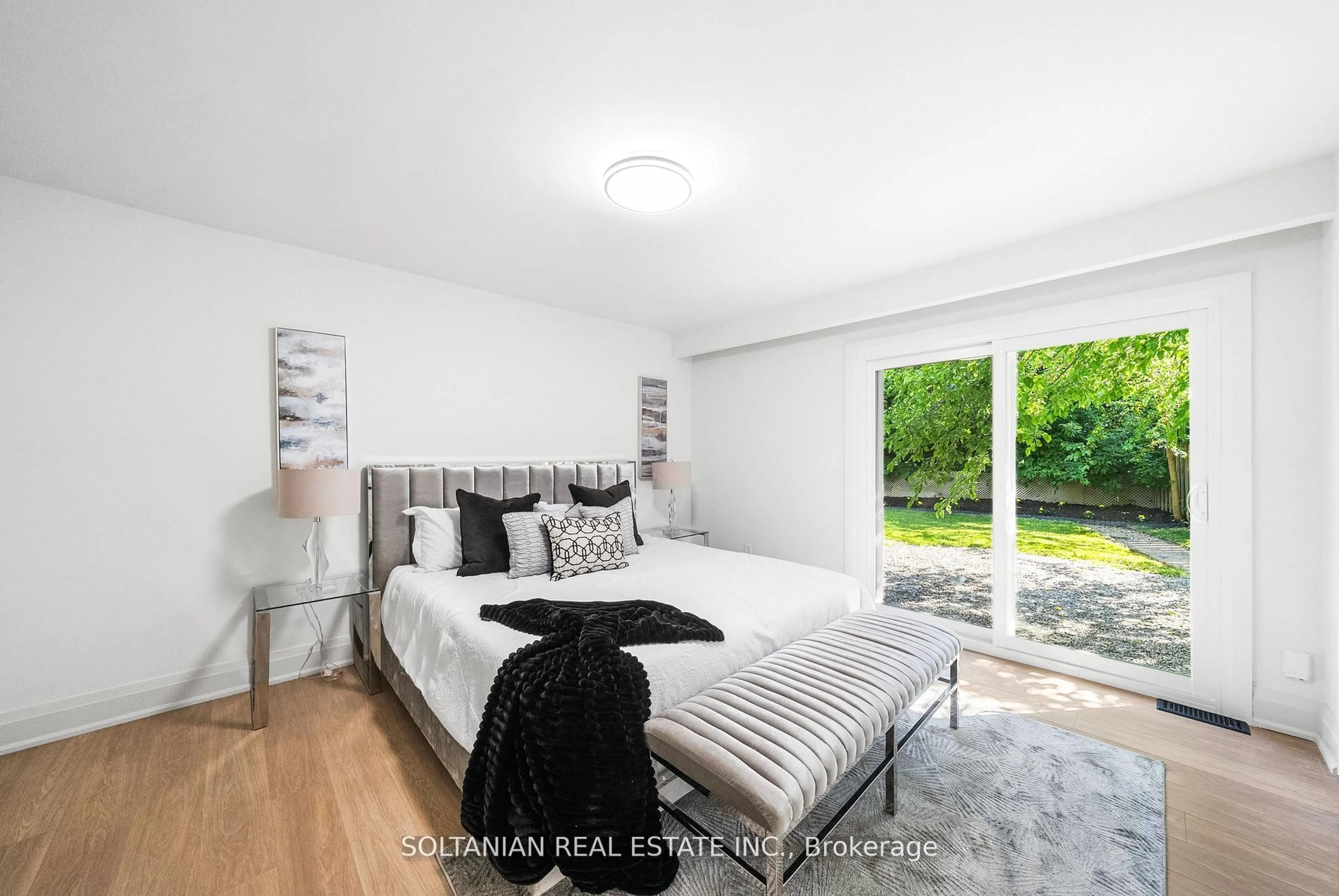 Bedroom with bed, unknown for 21 Tally Lane, Toronto Ontario M2K 1V3