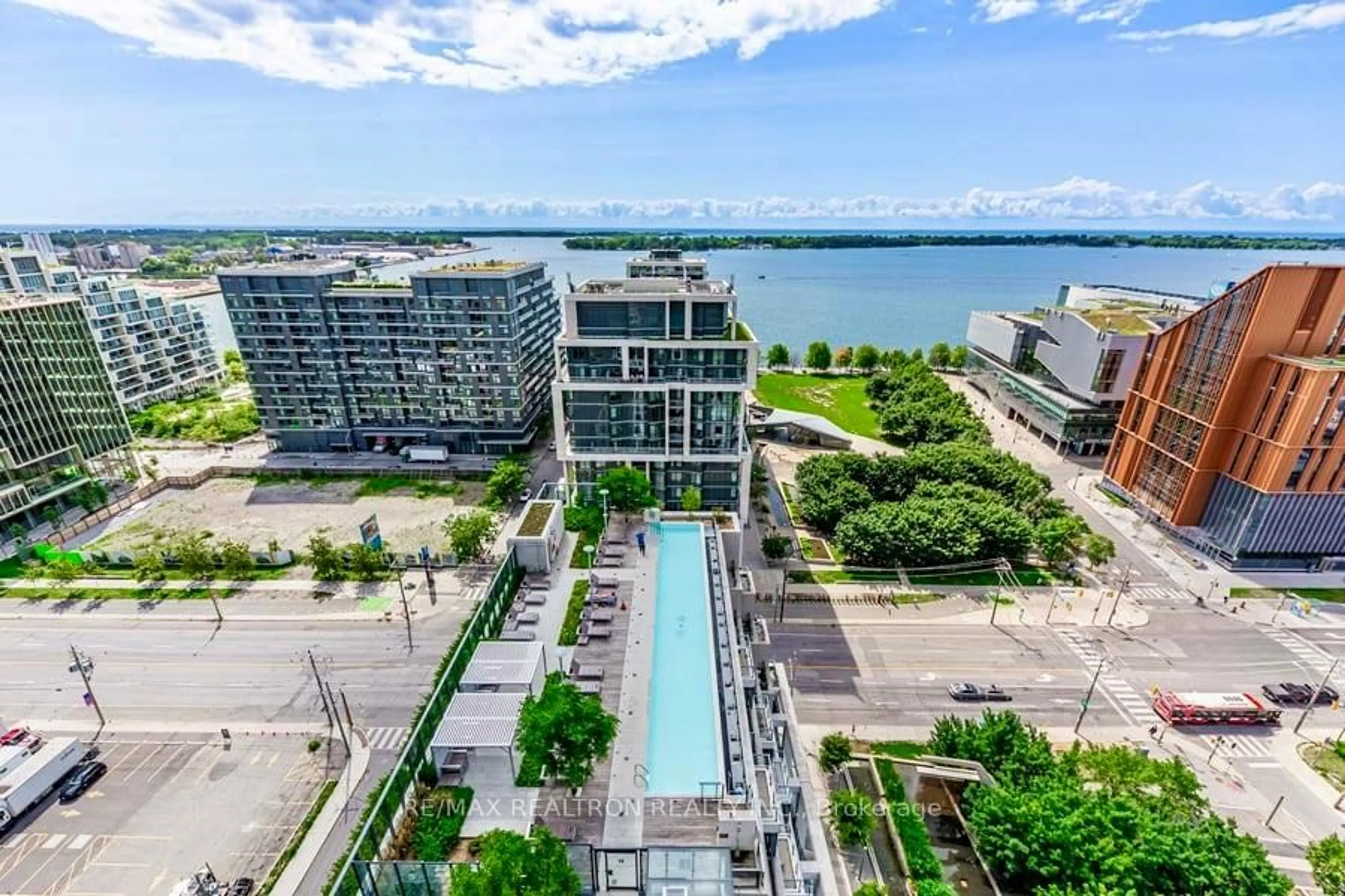 A pic from outside/outdoor area/front of a property/back of a property/a pic from drone, water/lake/river/ocean view for 16 Bonnycastle St #1709, Toronto Ontario M5A 0C9