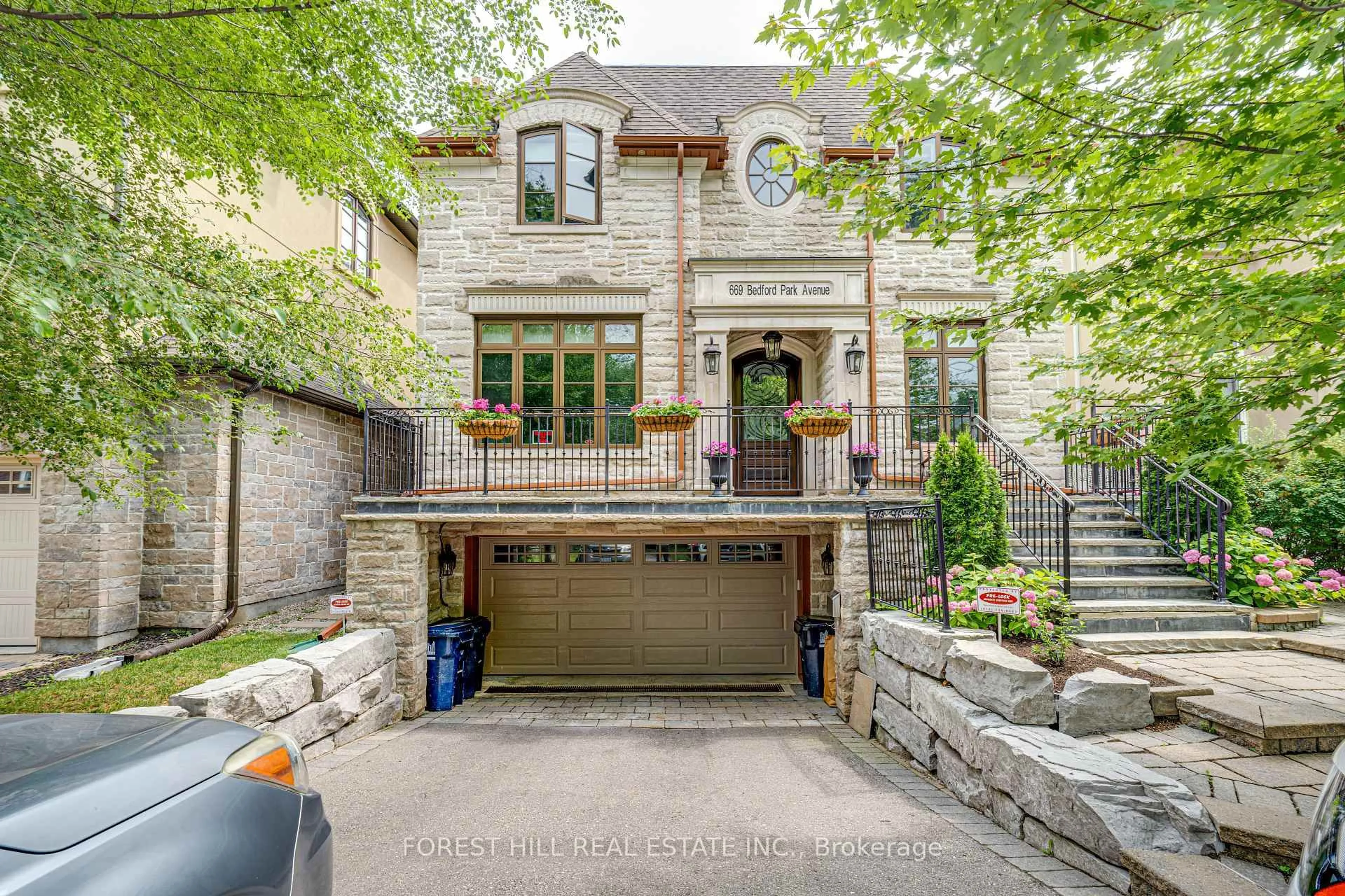 Home with brick exterior material, street for 669 Bedford Park Ave, Toronto Ontario M5M 1K4