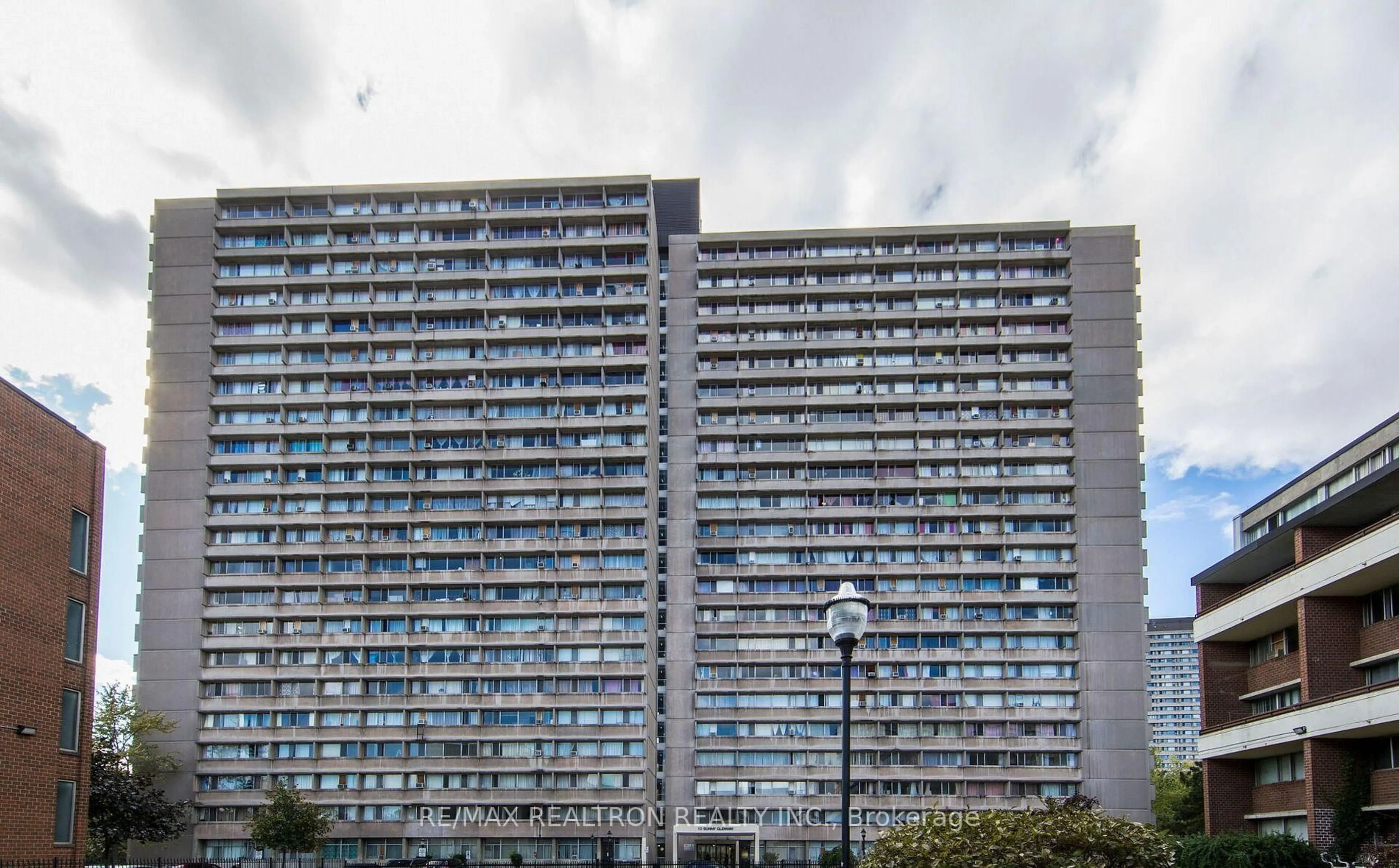 Unknown for 10 Sunny Glwy #2101, Toronto Ontario M3C 2Z3