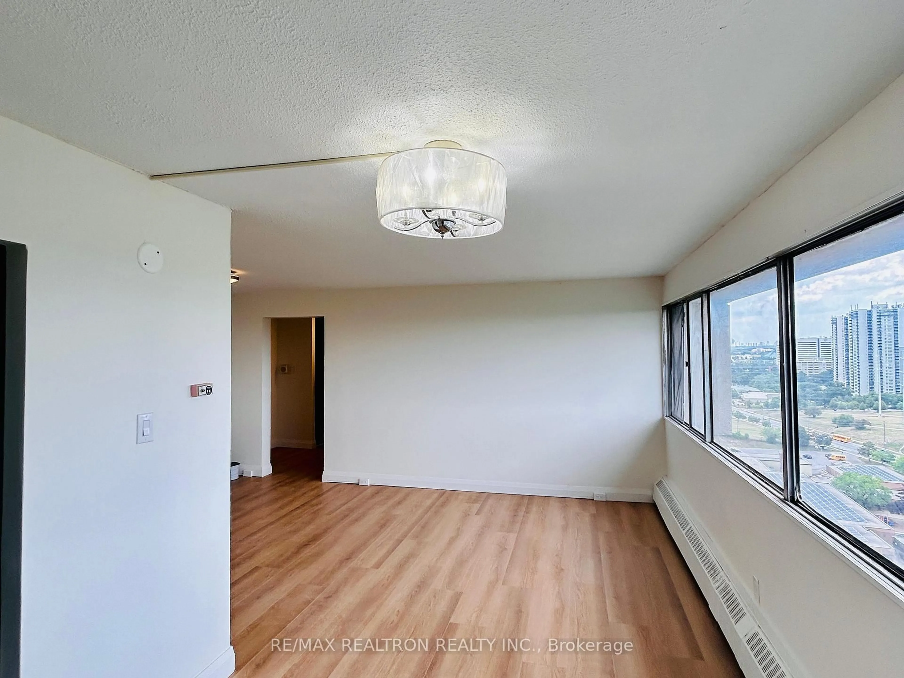 A pic of a room for 10 Sunny Glwy #2101, Toronto Ontario M3C 2Z3