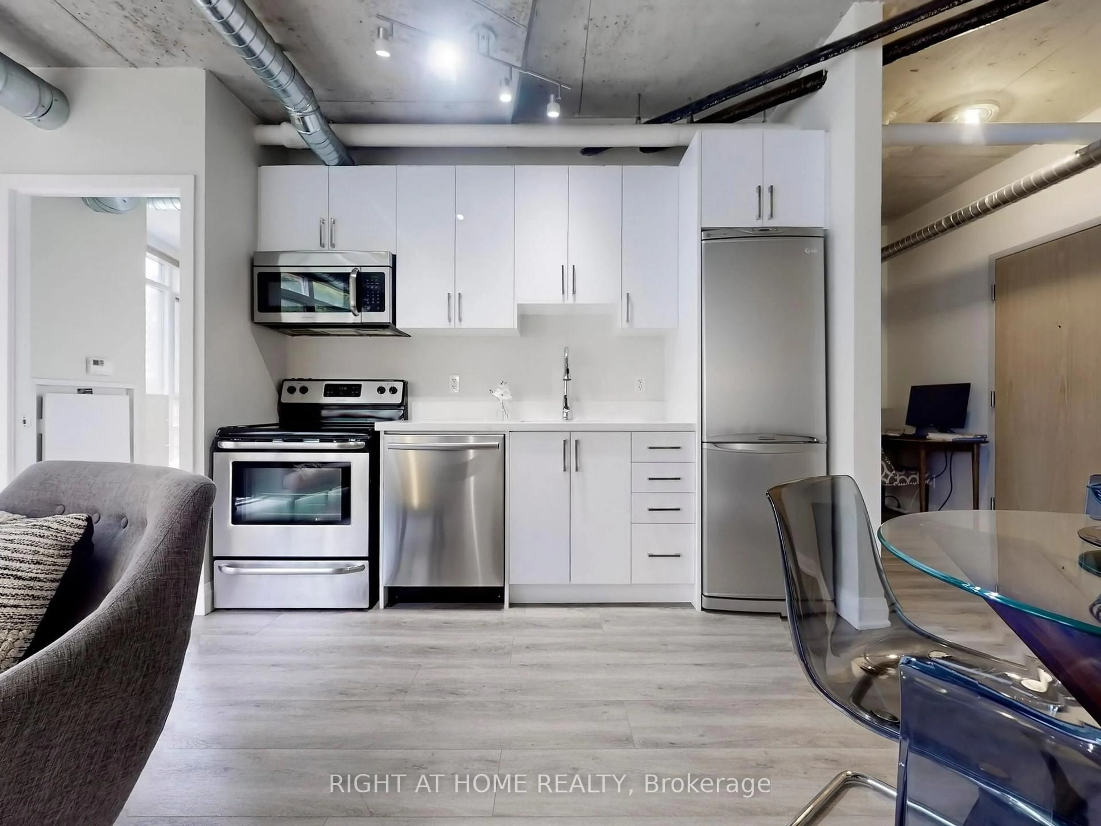 Open concept kitchen, unknown for 170 Sudbury St #415, Toronto Ontario M6J 0A1