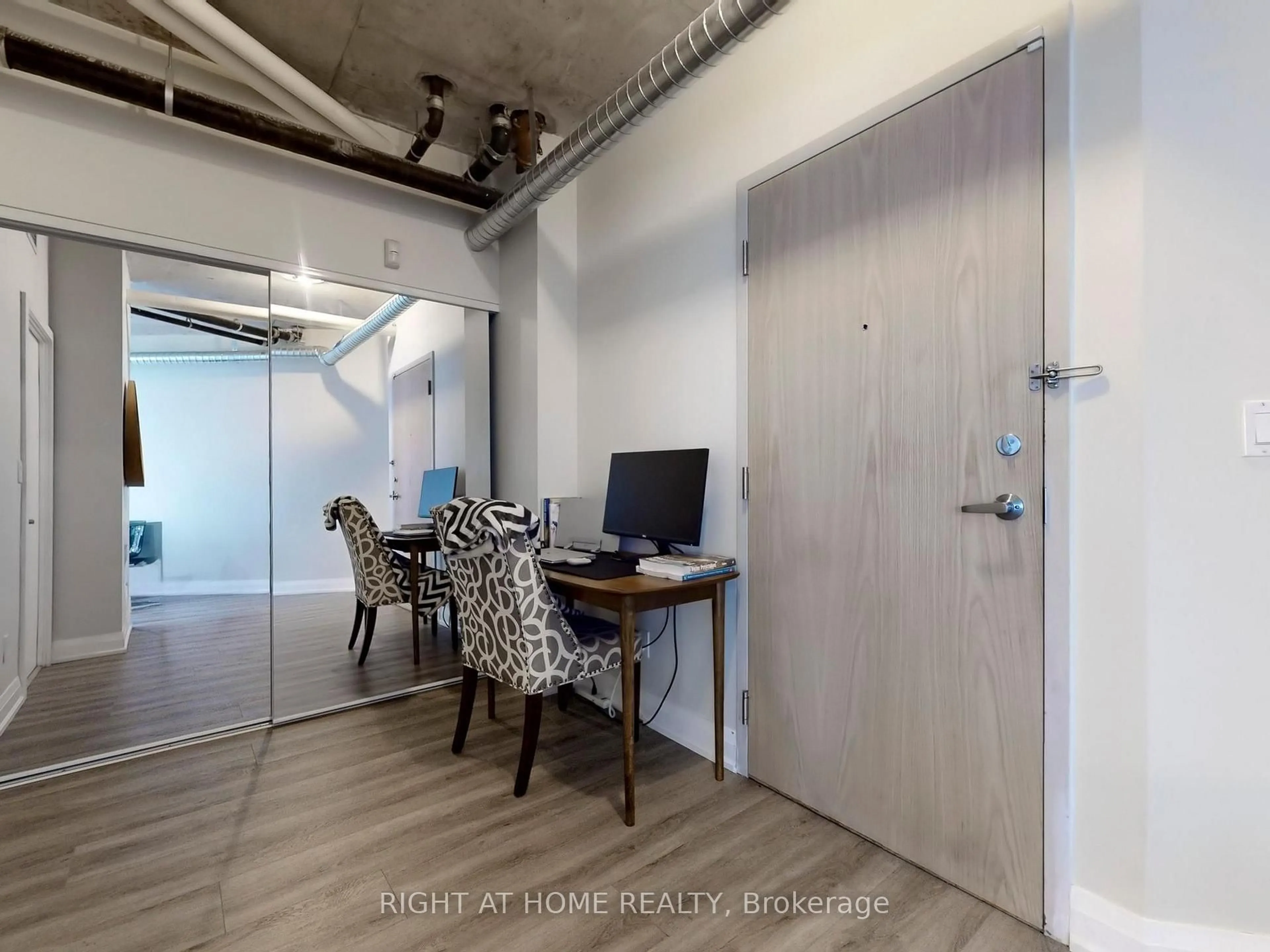 A pic of a room for 170 Sudbury St #415, Toronto Ontario M6J 0A1