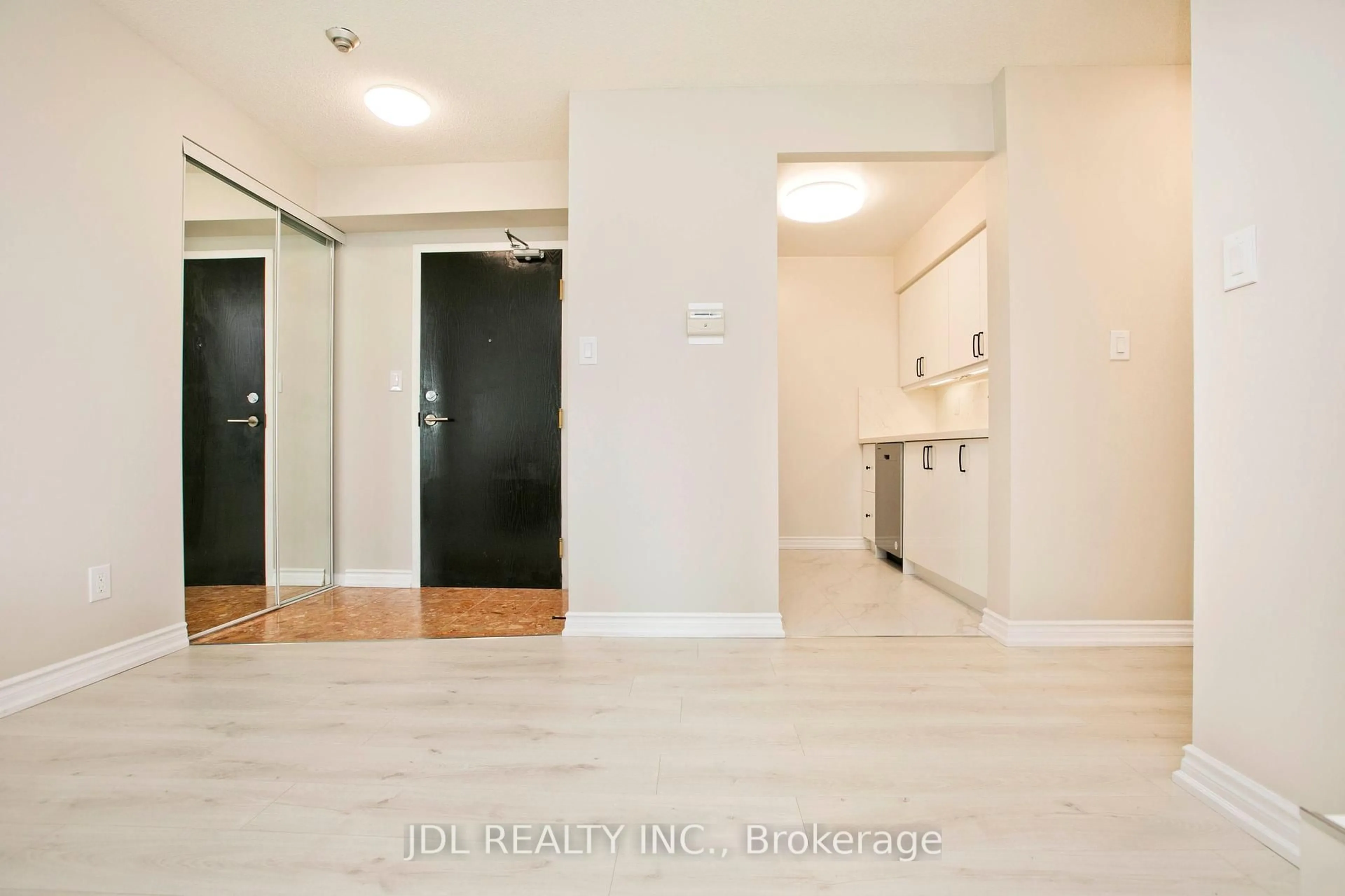 Unknown for 35 EMPRESS Ave #2209, Toronto Ontario M2N 6T3