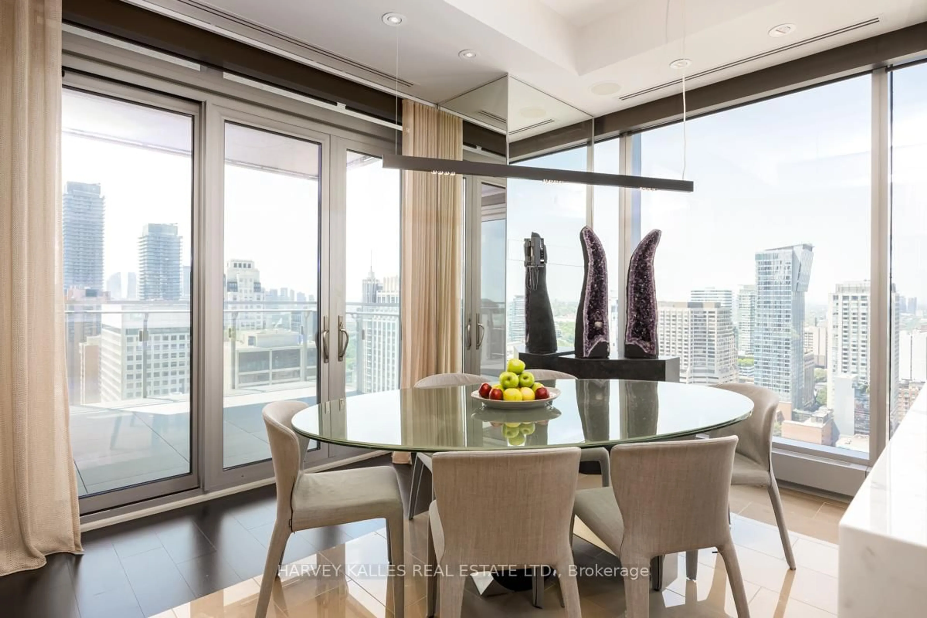Dining room, unknown for 50 Yorkville Ave #2604, Toronto Ontario M4W 0A3