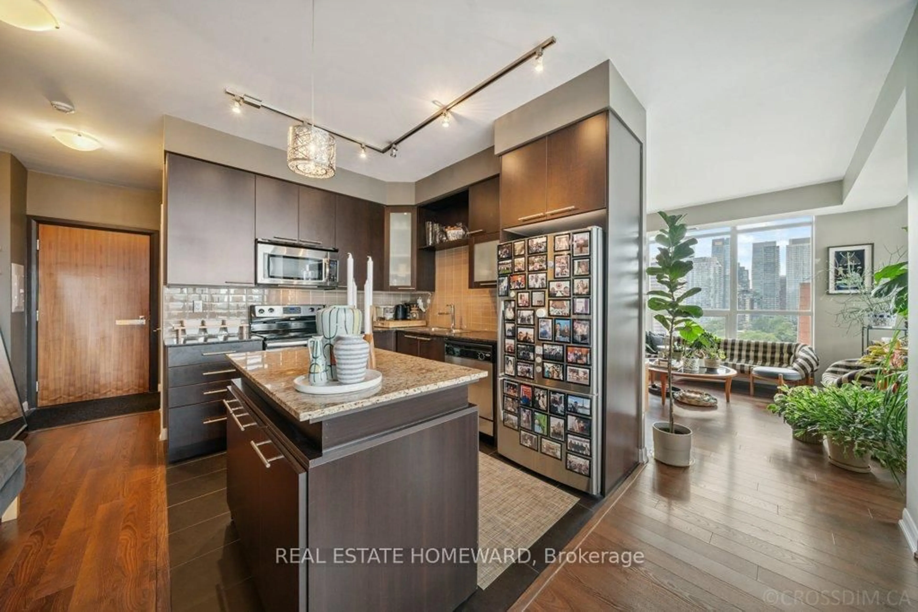 Contemporary kitchen, unknown for 500 Sherbourne St #1210, Toronto Ontario M4X 1L1