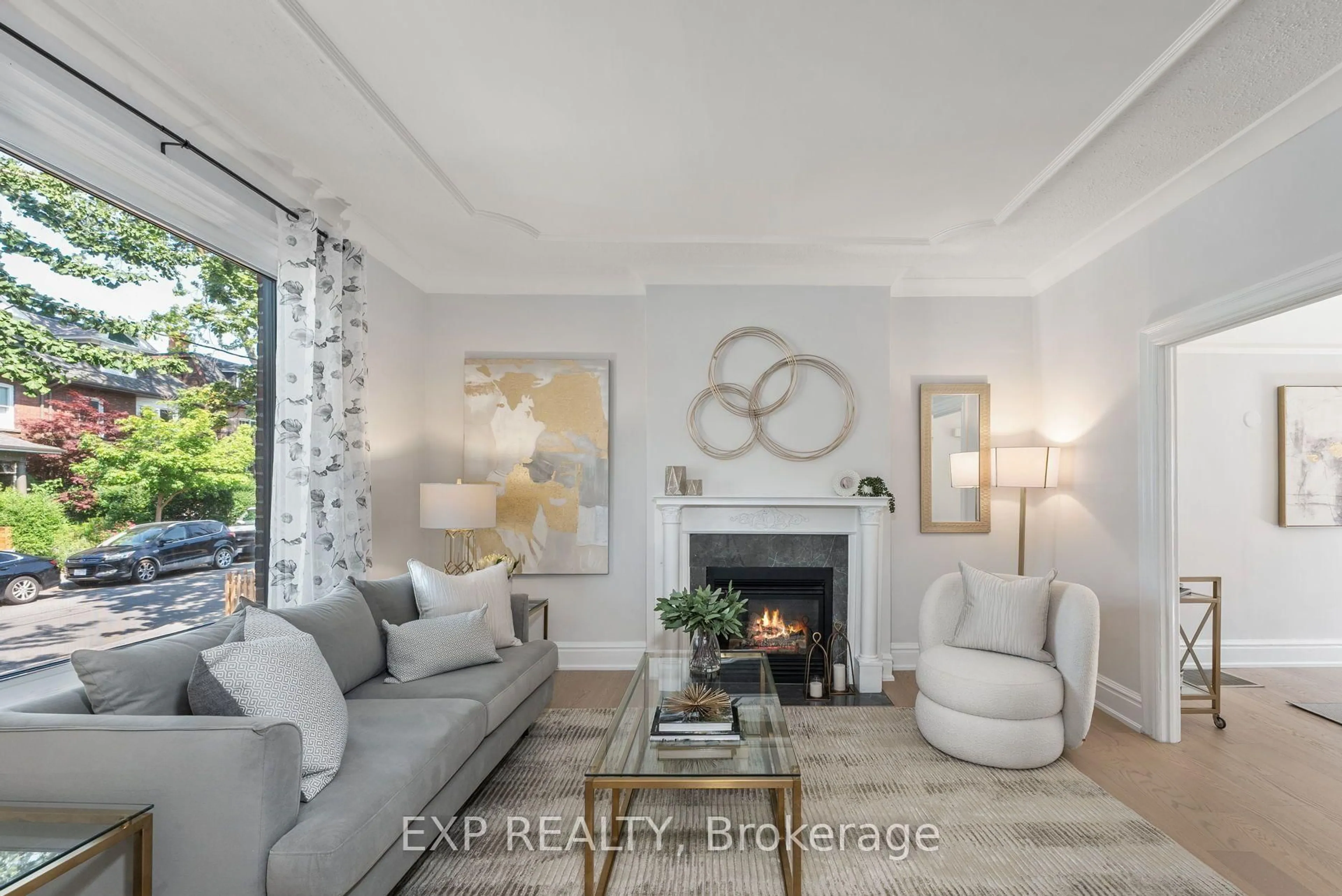 Living room with furniture, unknown for 29 Grace St, Toronto Ontario M6J 2S4