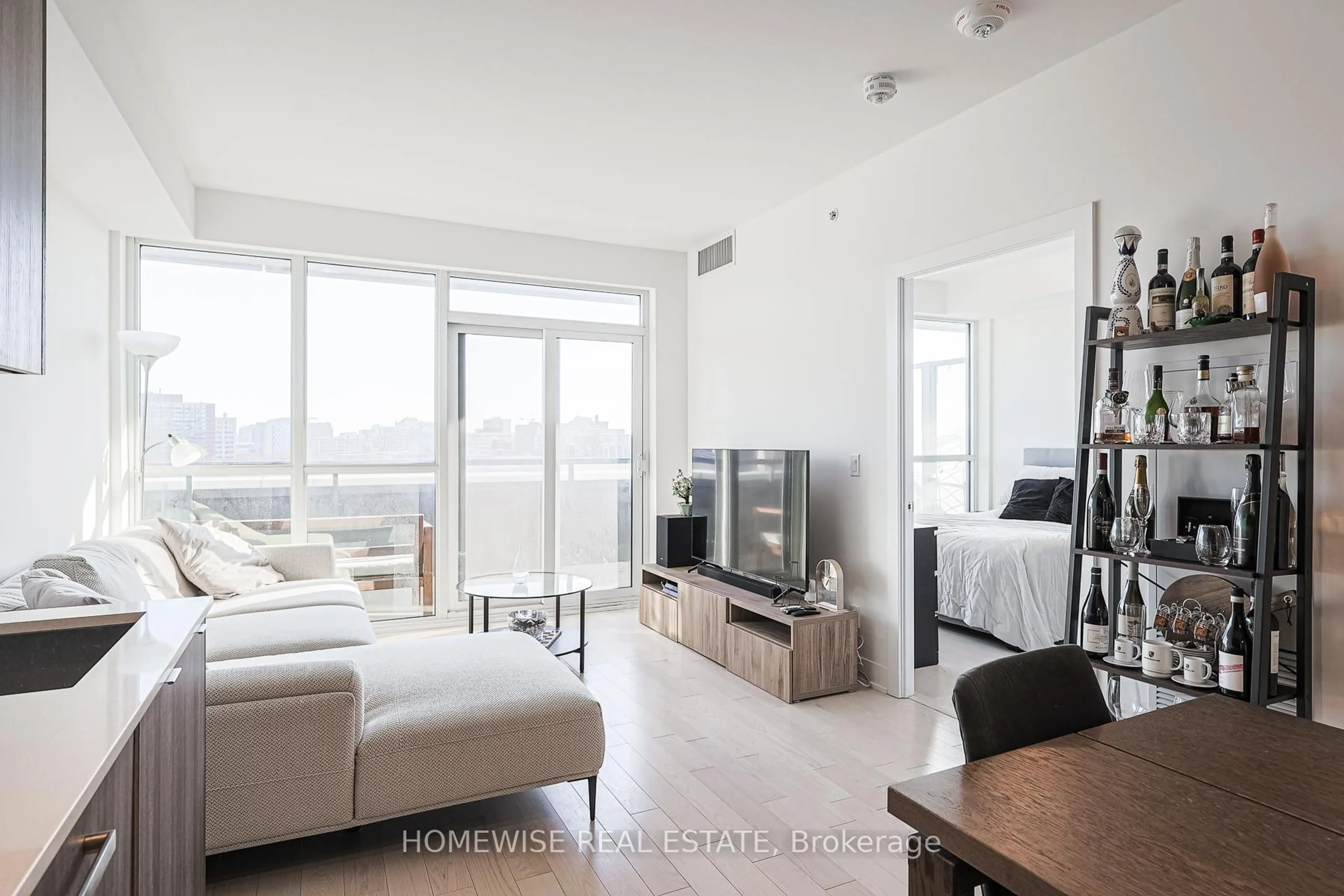 Living room with furniture, unknown for 181 Bedford Rd #908, Toronto Ontario M5R 0A2