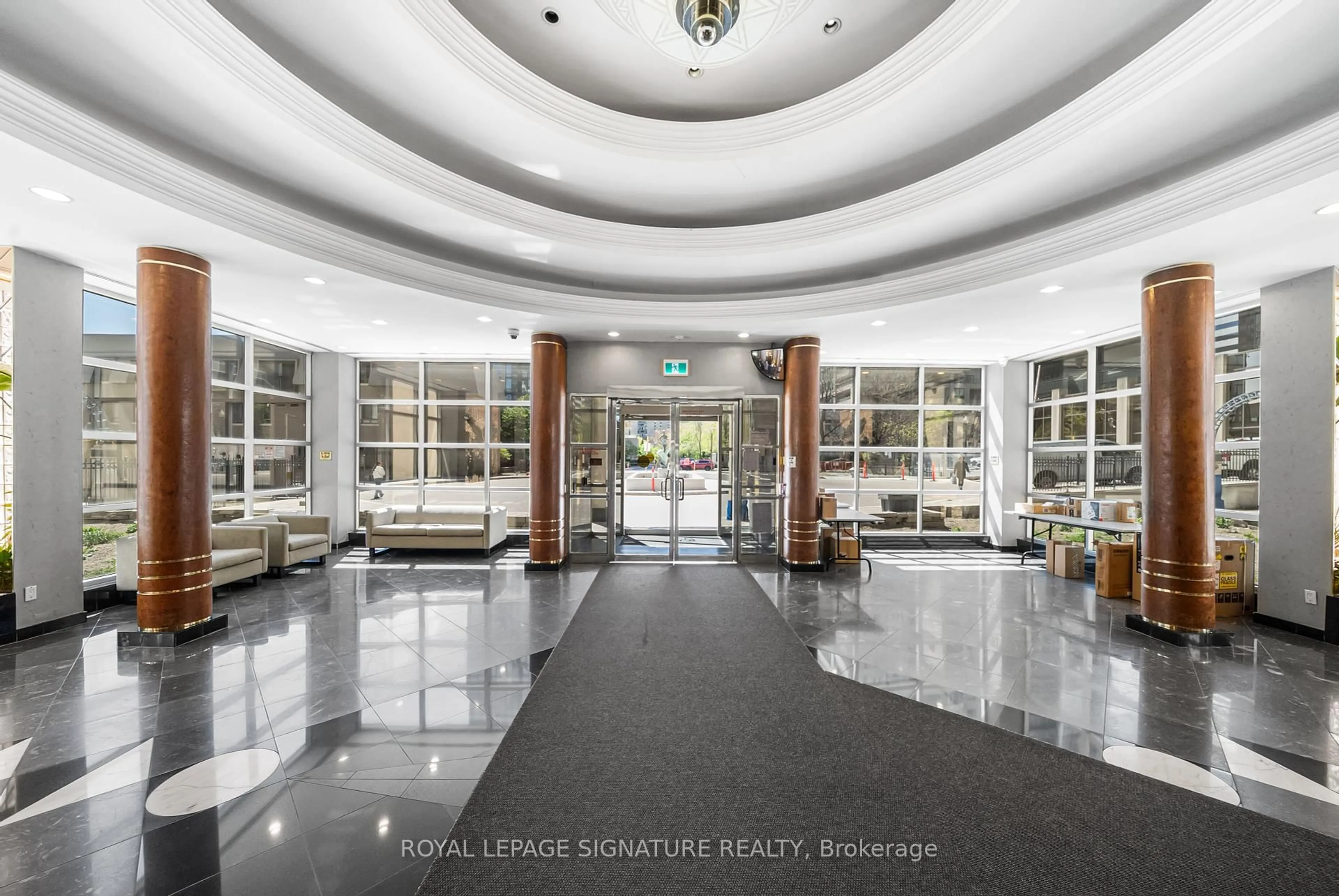 Lobby for 18 Hollywood Ave #206, Toronto Ontario M2N 6P5