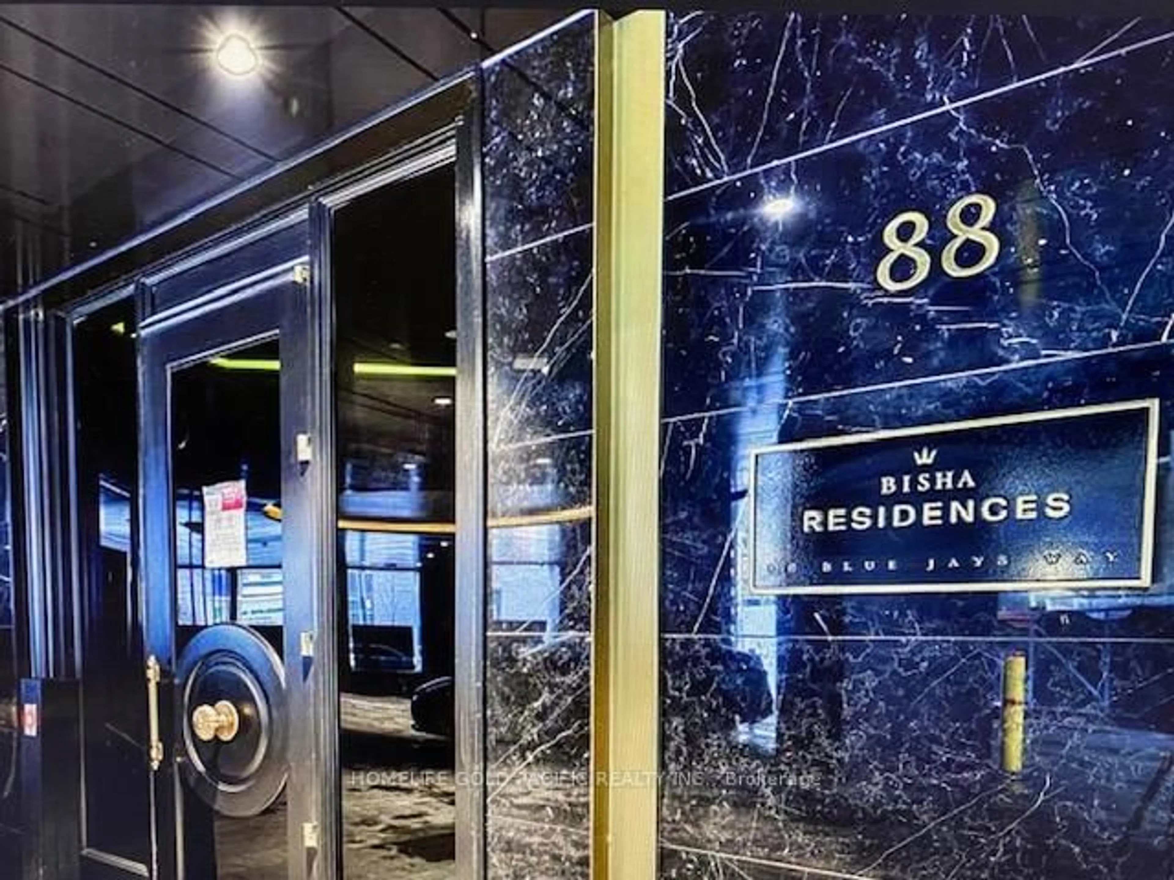 Lobby for 88 Blue Jays Way #1114, Toronto Ontario M5V 2G3