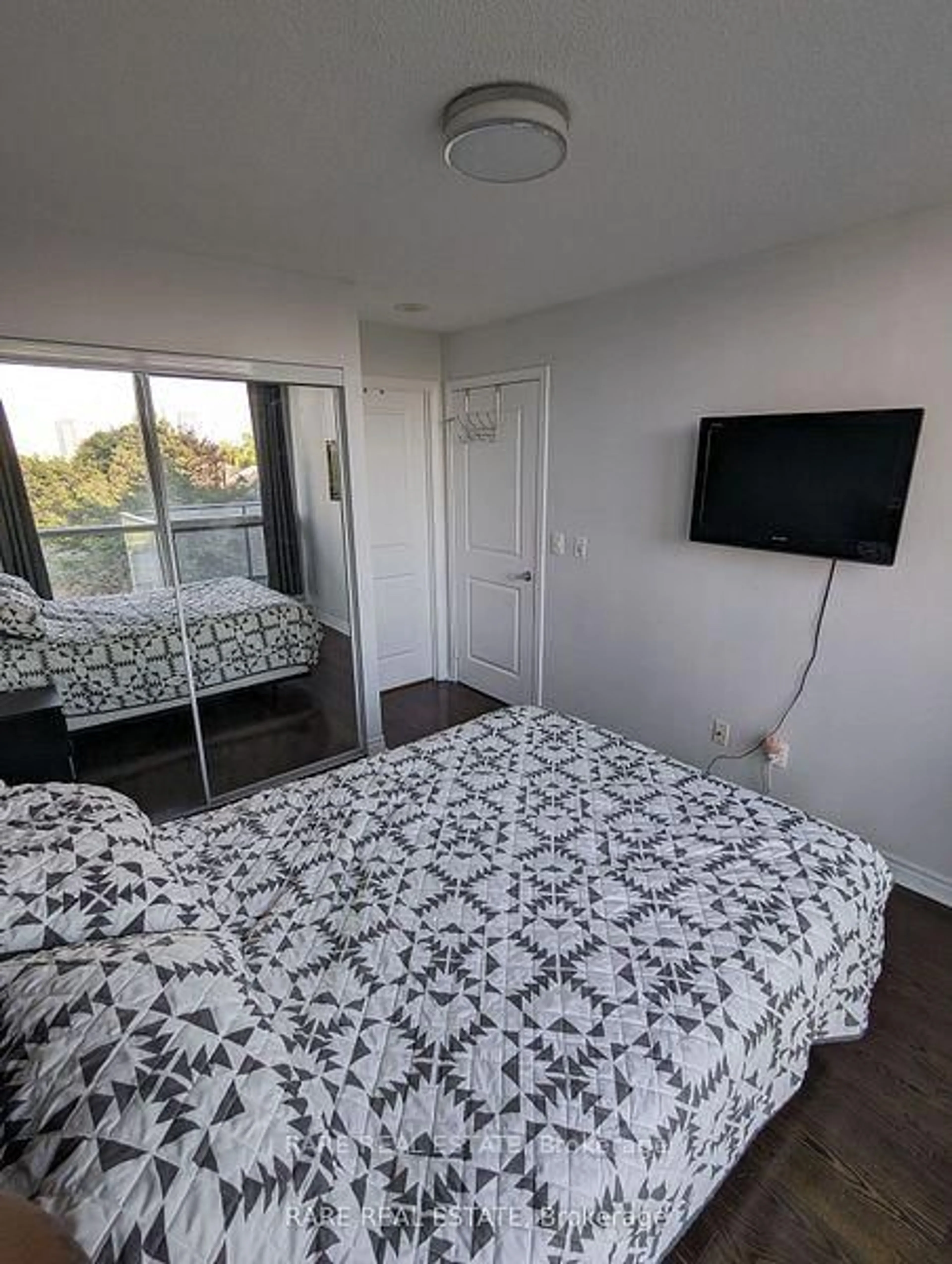 A pic of a room for 2885 Bayview Ave #420, Toronto Ontario M2K 0A3