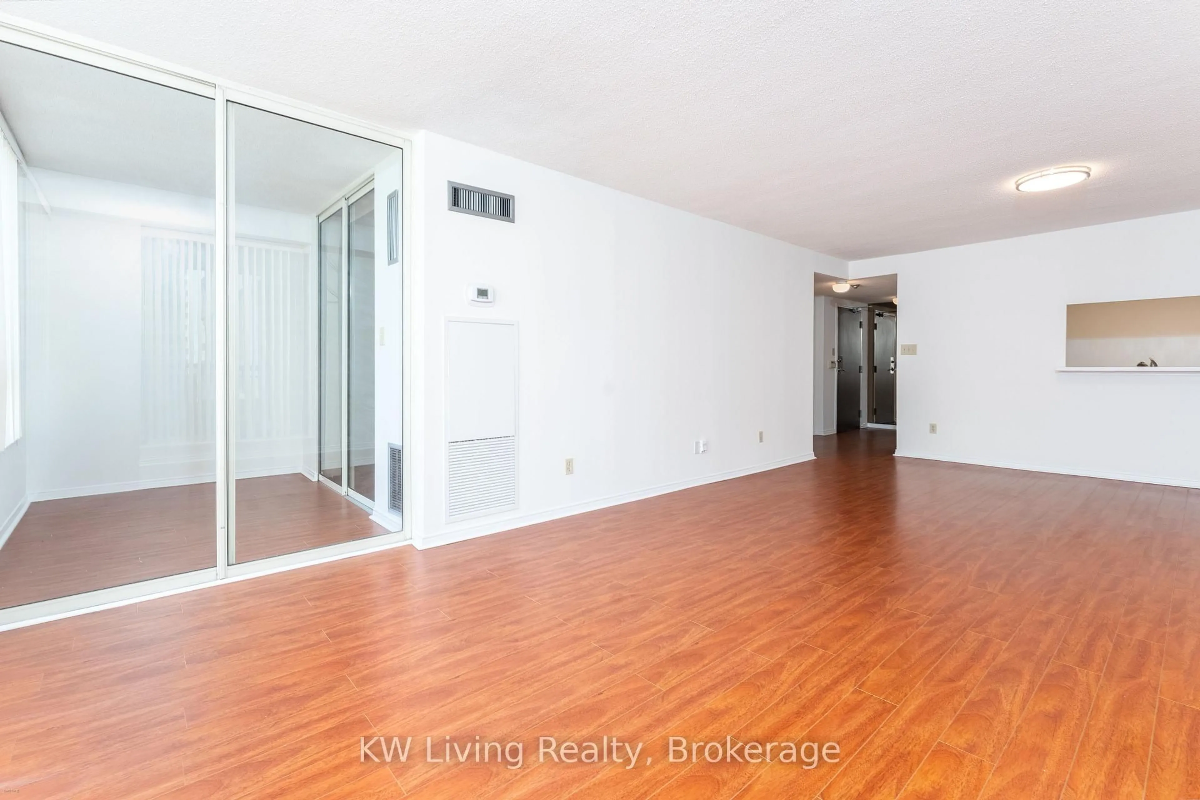 Unknown for 5765 Yonge St #904, Toronto Ontario M2M 4H9
