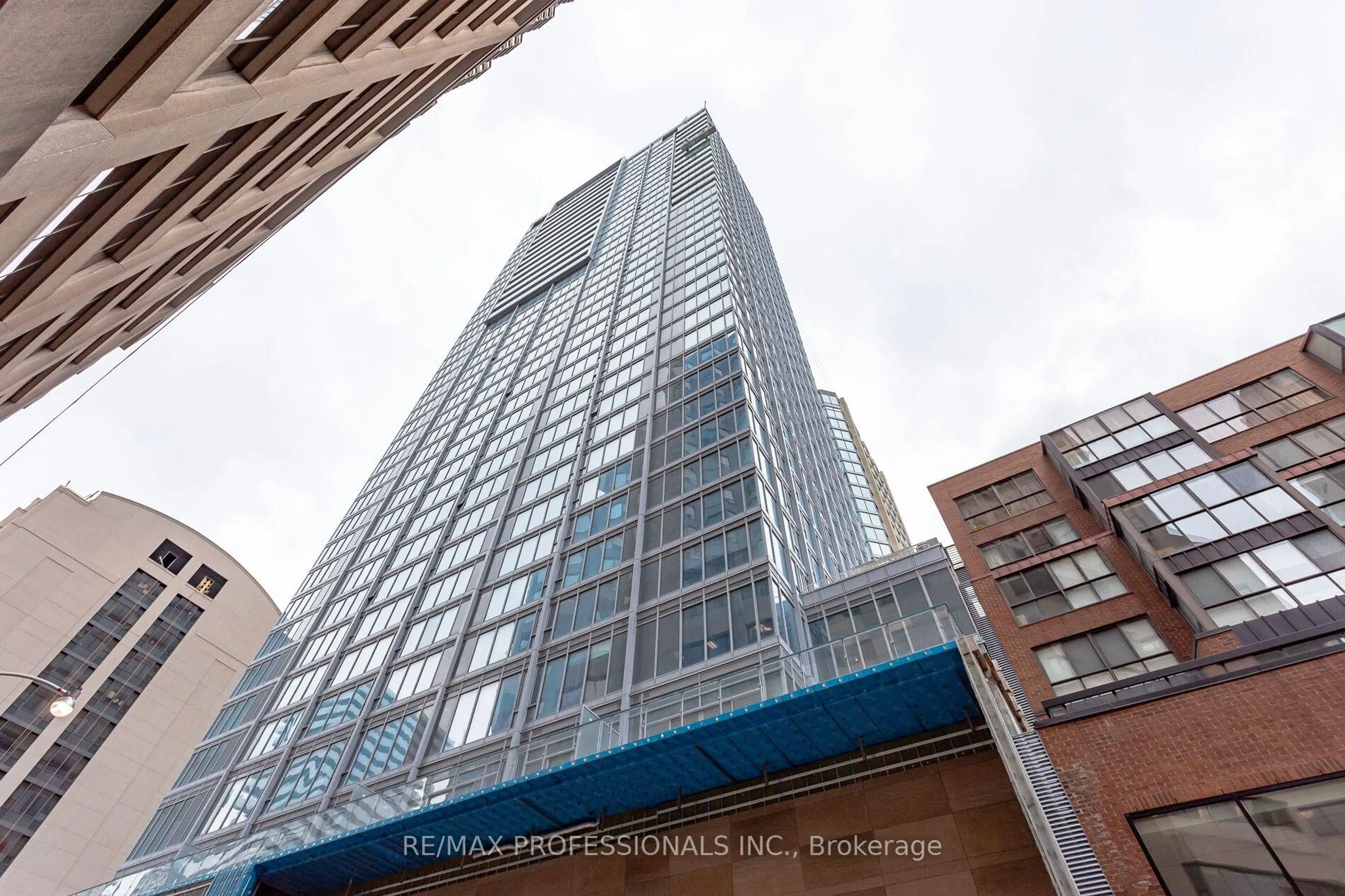 Unknown for 188 Cumberland St #2507 + Parking #59, Toronto Ontario M5R 2G3