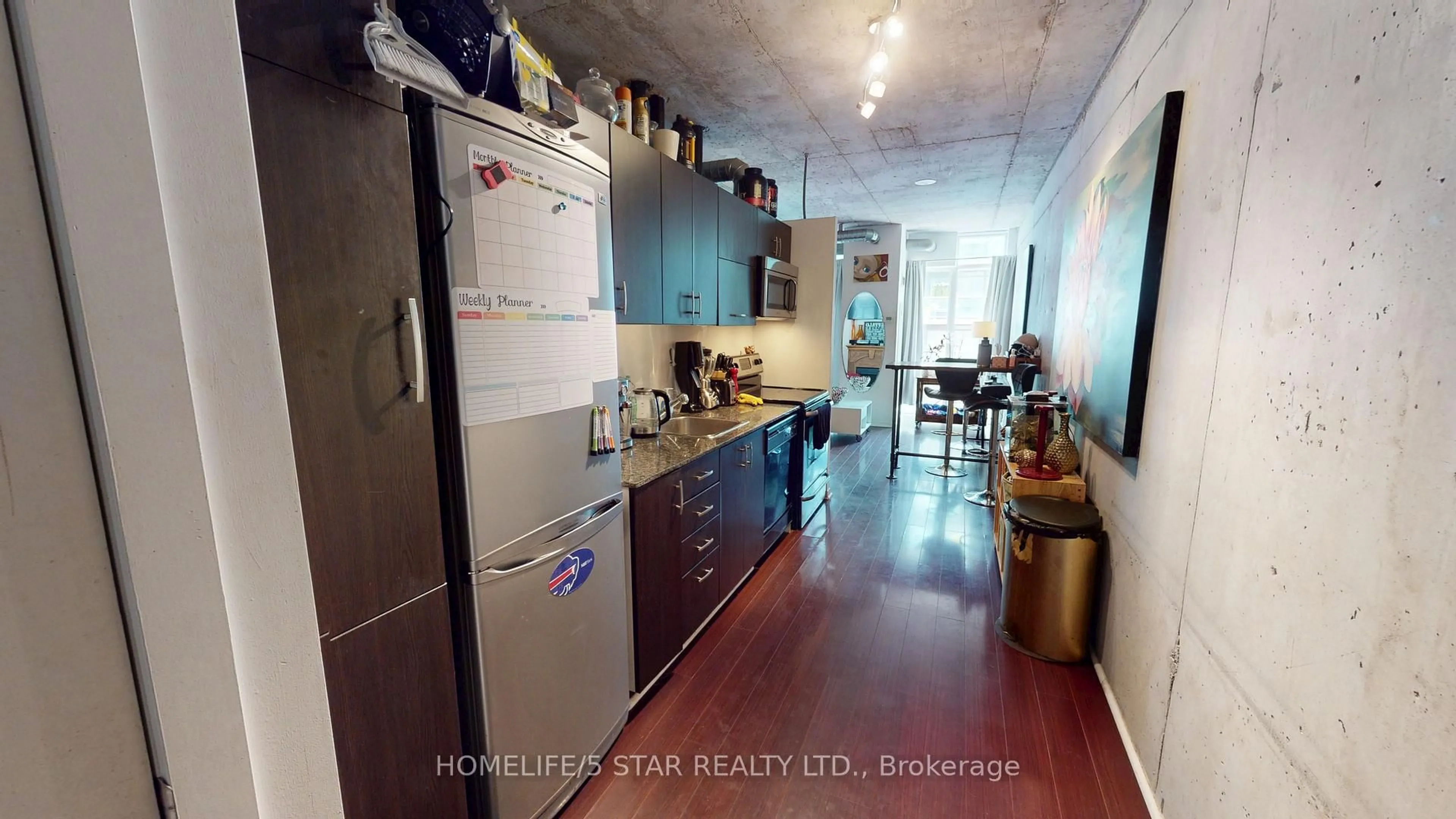 Standard kitchen, unknown for 150 SUDBURY St #1408, Toronto Ontario M6J 3S8