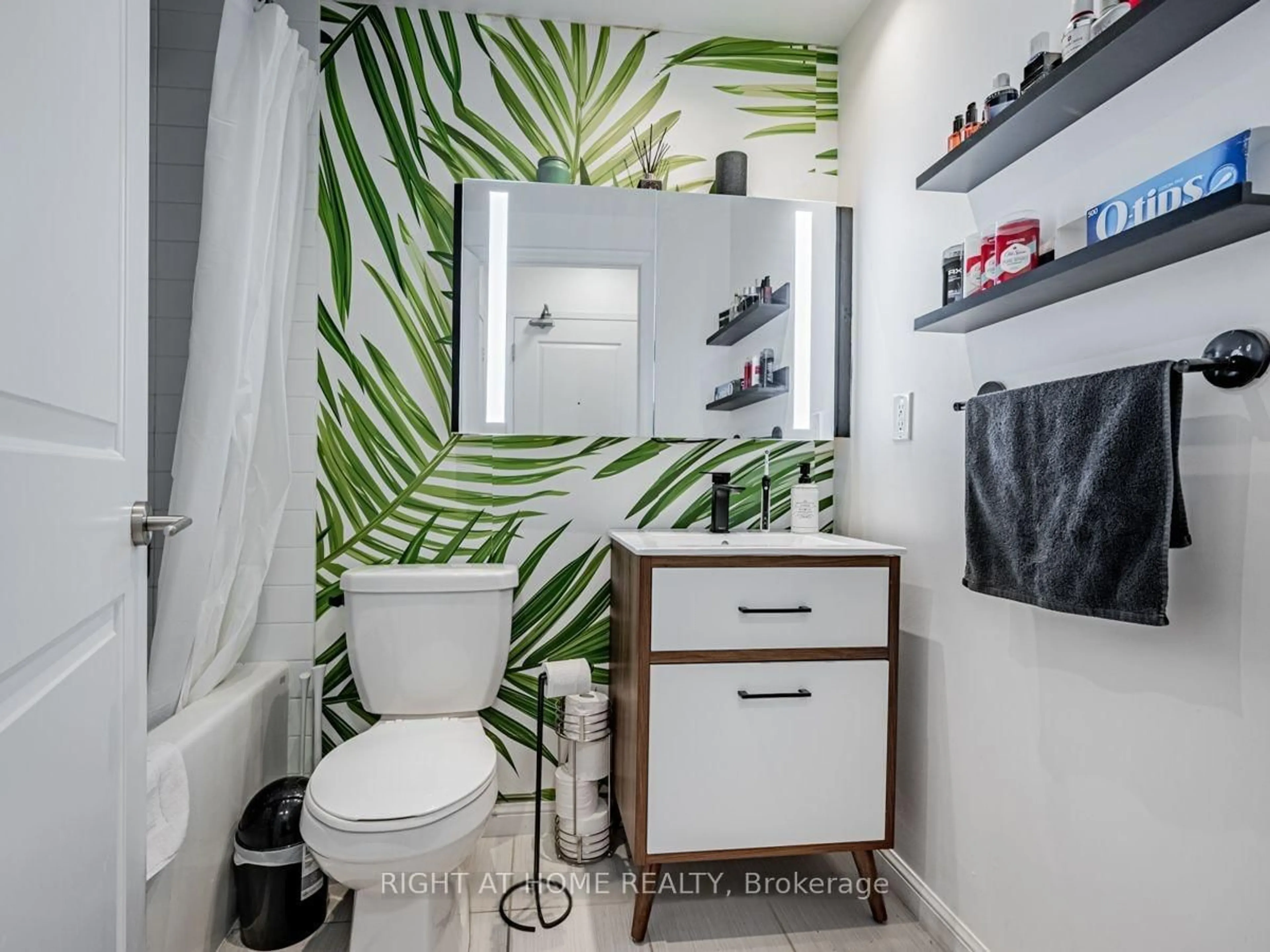 Contemporary bathroom, ceramic/tile floor for 65 East Liberty St #322, Toronto Ontario M6K 3R2