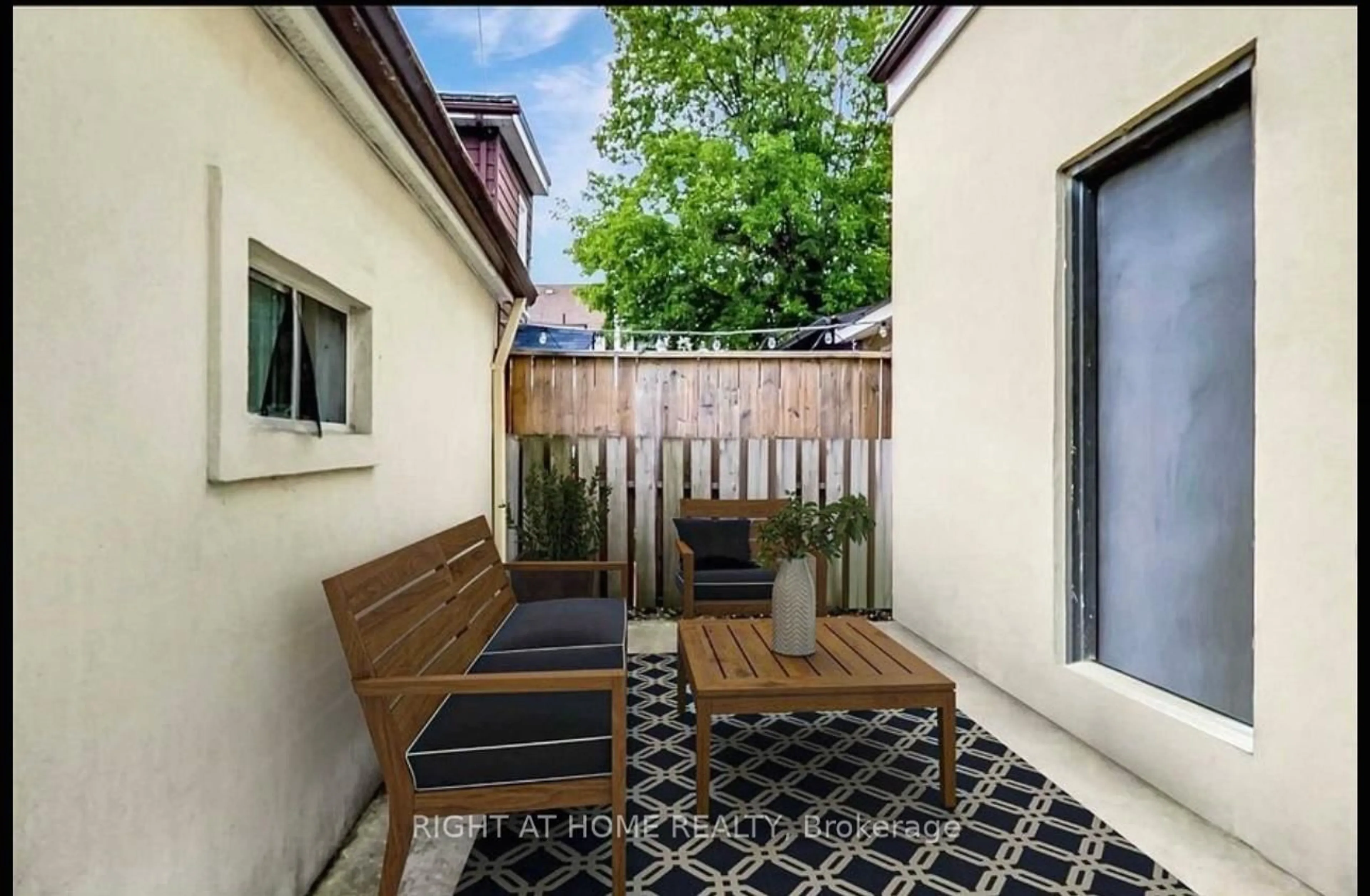 Patio, street for 50 Shirley St, Toronto Ontario M6K 1T1