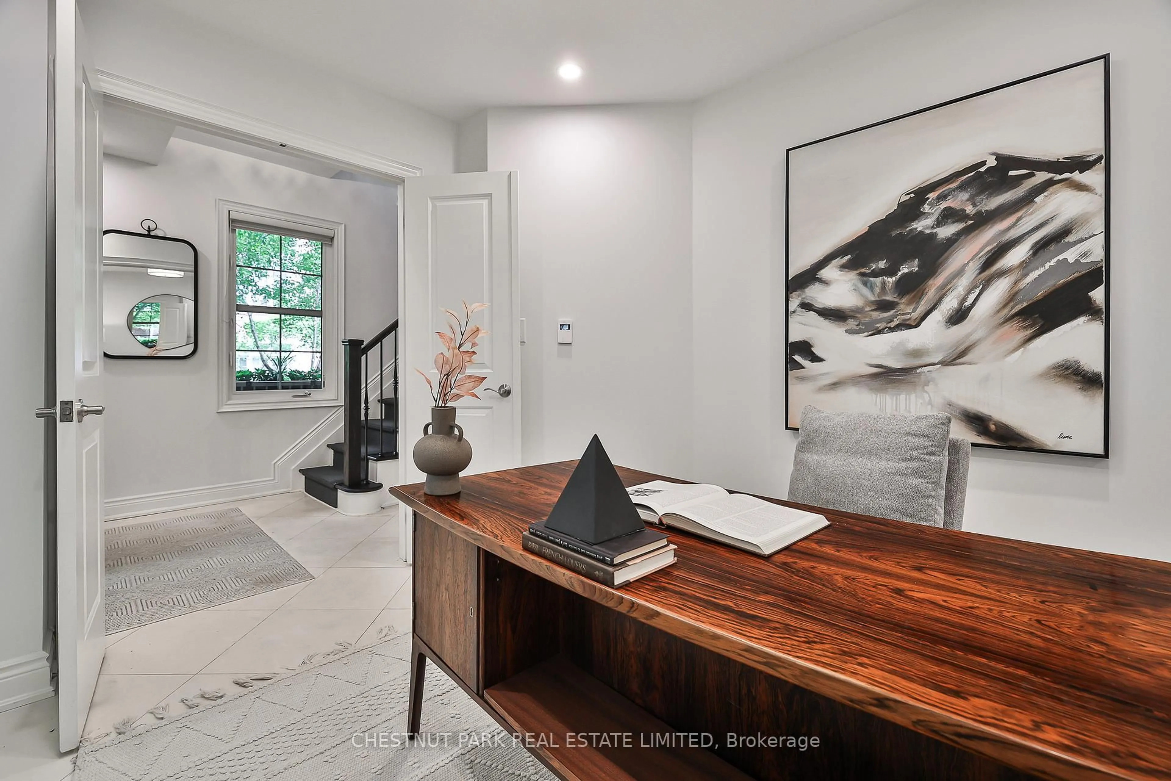 Indoor foyer for 12 Burkebrook Pl #1, Toronto Ontario M4G 0A8