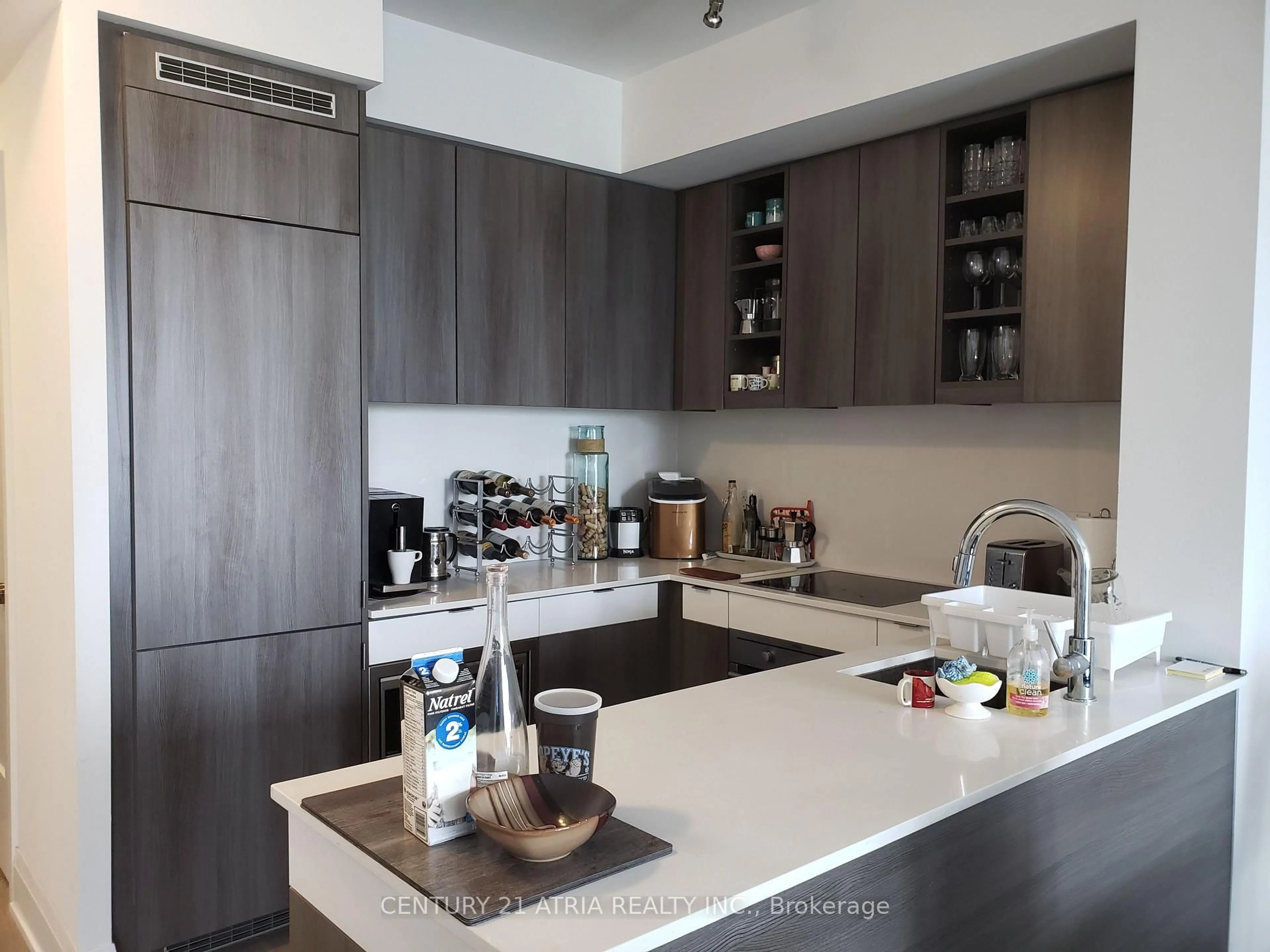 Contemporary kitchen, unknown for 101 Erskine Ave #2915, Toronto Ontario M4P 0C5