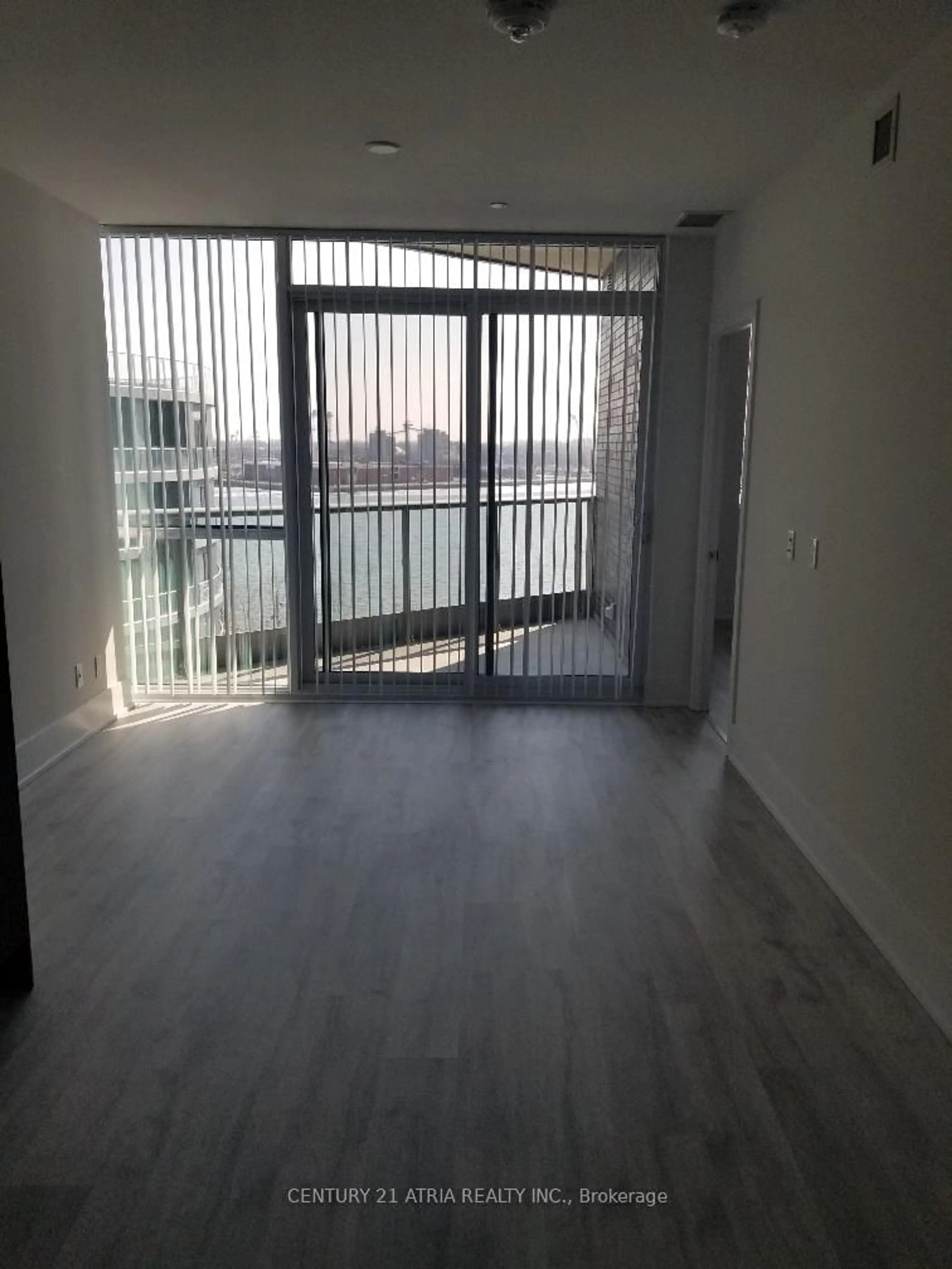 A pic of a room for 1 Edgewater Dr #605, Toronto Ontario M5A 0L1