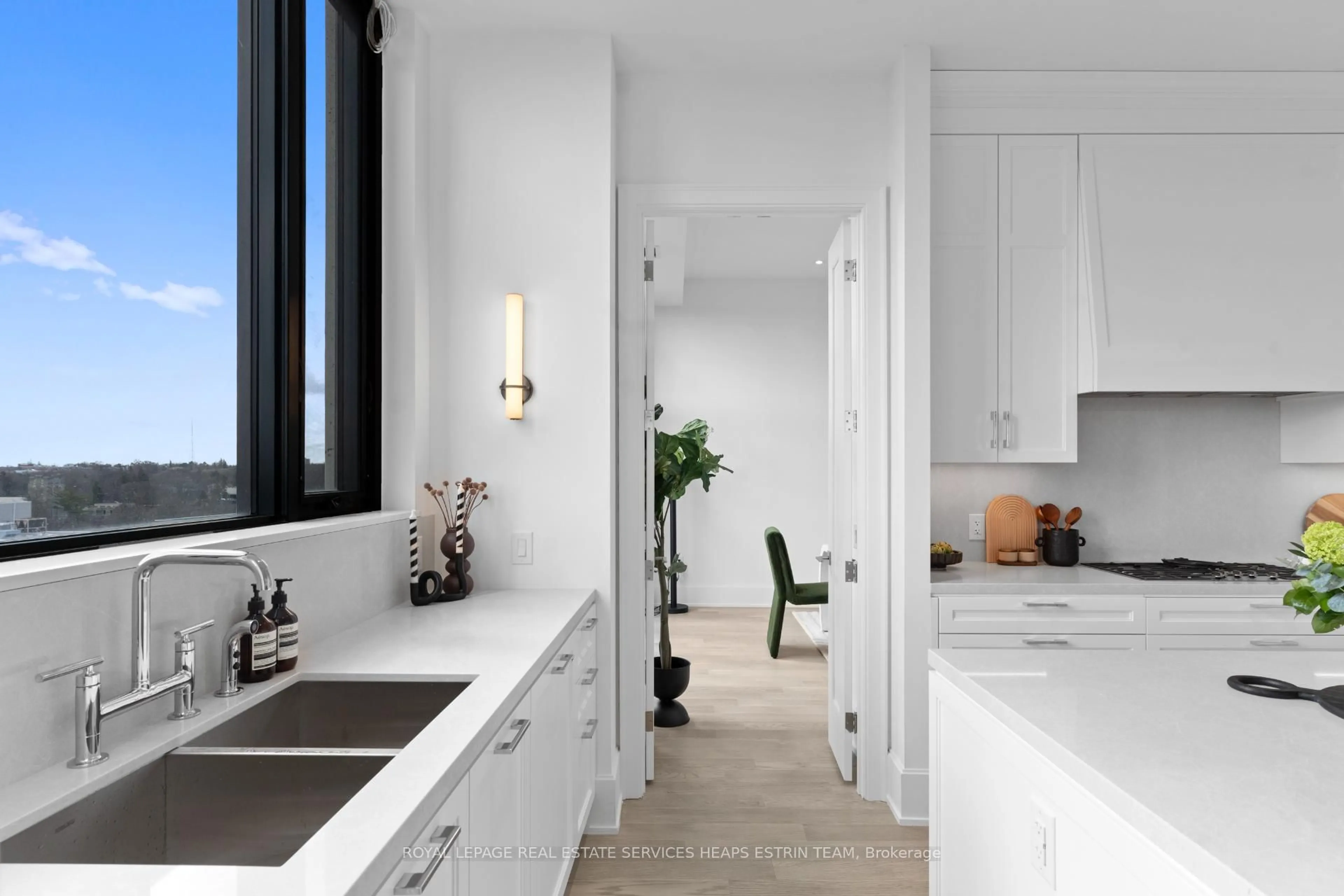 Contemporary kitchen, ceramic/tile floor for 1 Strathgowan Ave #PH02, Toronto Ontario M4N 2H8
