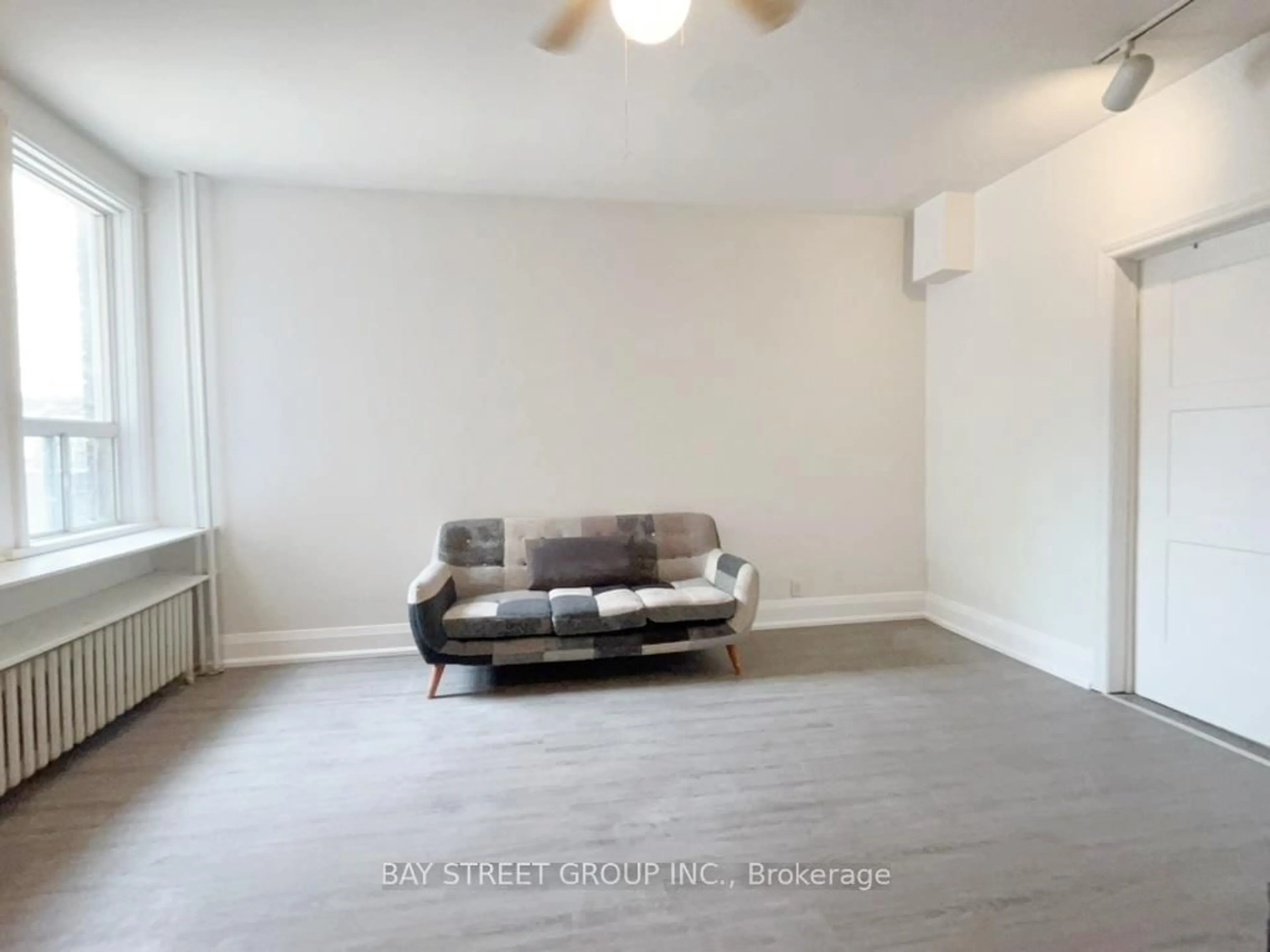 A pic of a room for 163 Delaware Ave, Toronto Ontario M6H 2T2