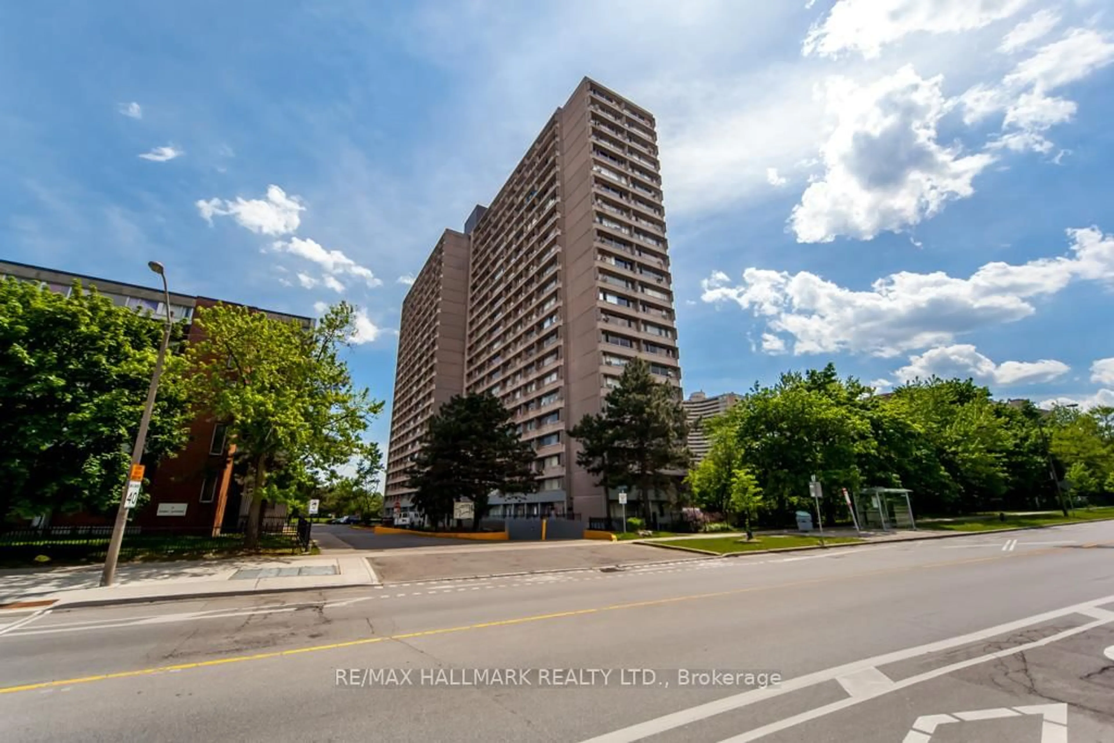 Unknown for 10 Sunny Glwy #2102, Toronto Ontario M3C 2Z3