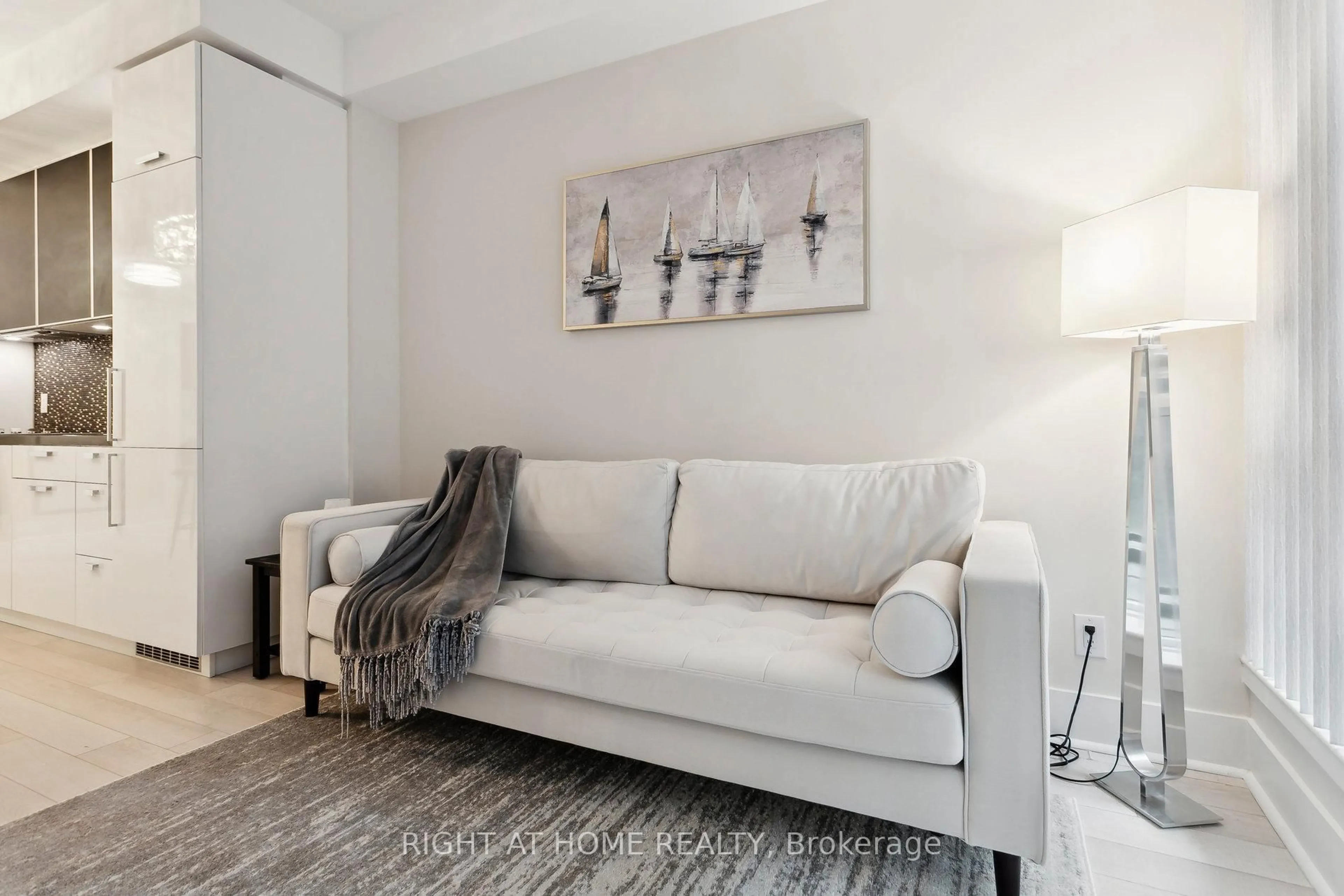 Living room with furniture, unknown for 32 Davenport Rd #311, Toronto Ontario M5R 1H3